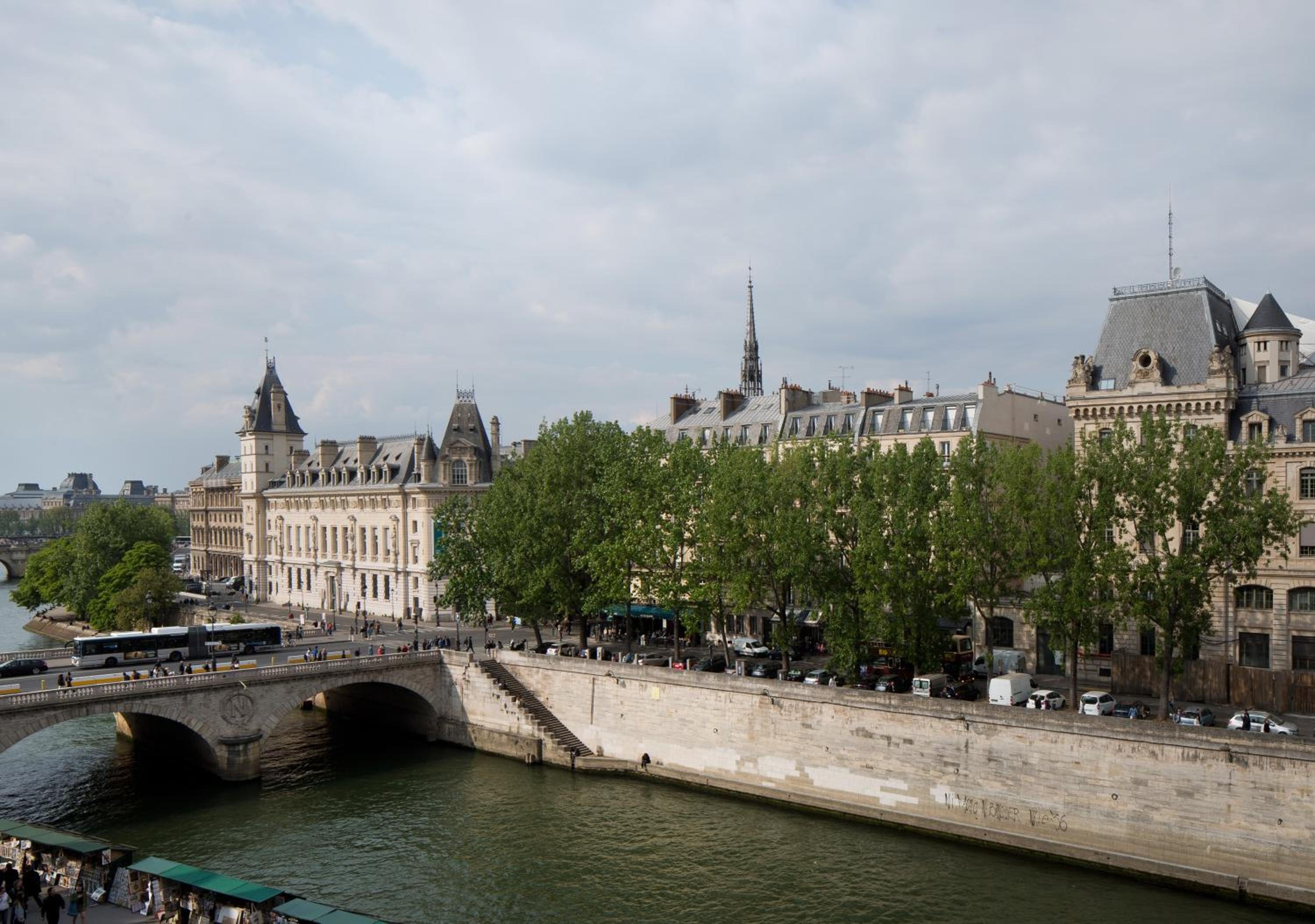 Les Rives de Notre-Dame