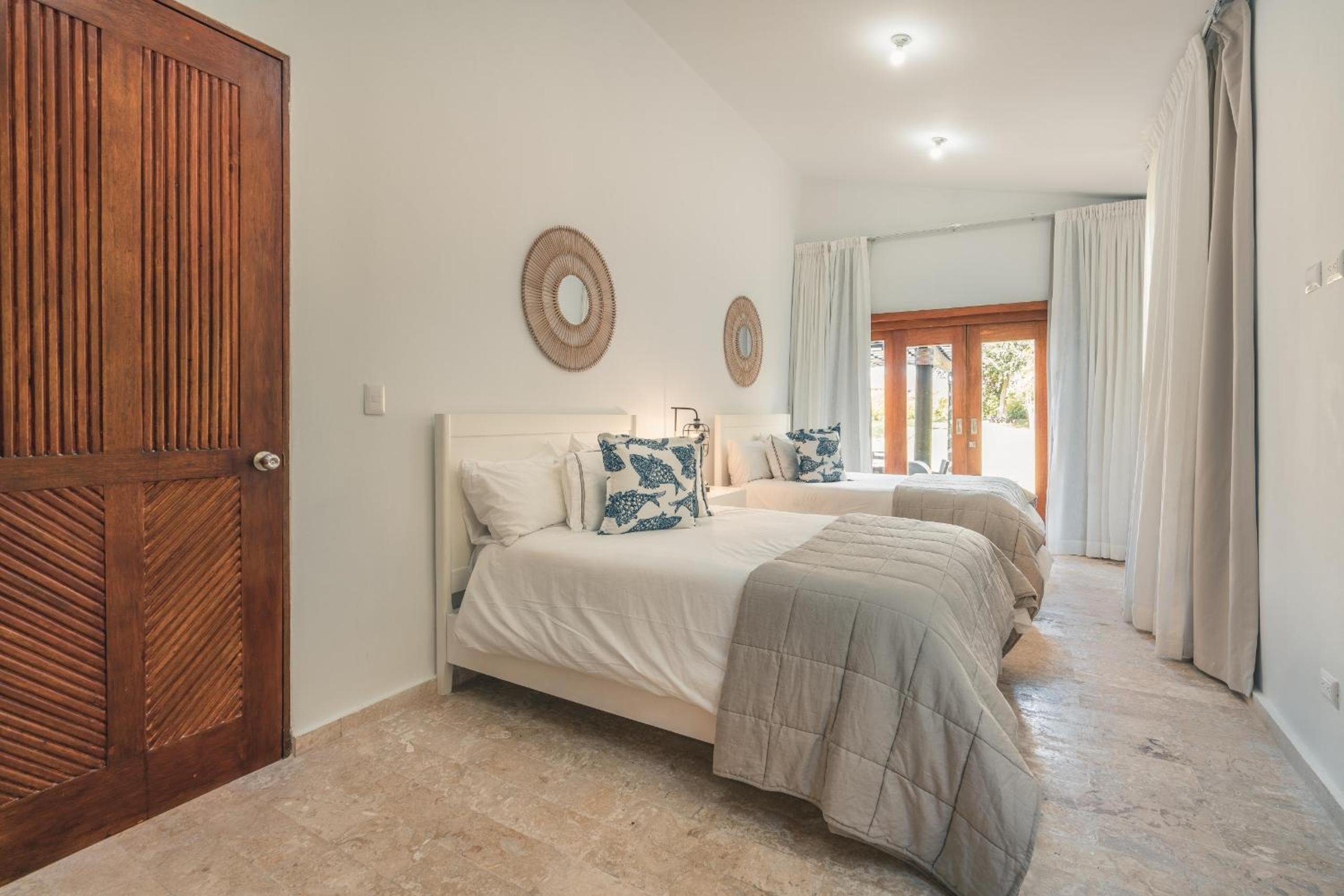 Foto de Fabulous villa with picuzzi at Green Village B843