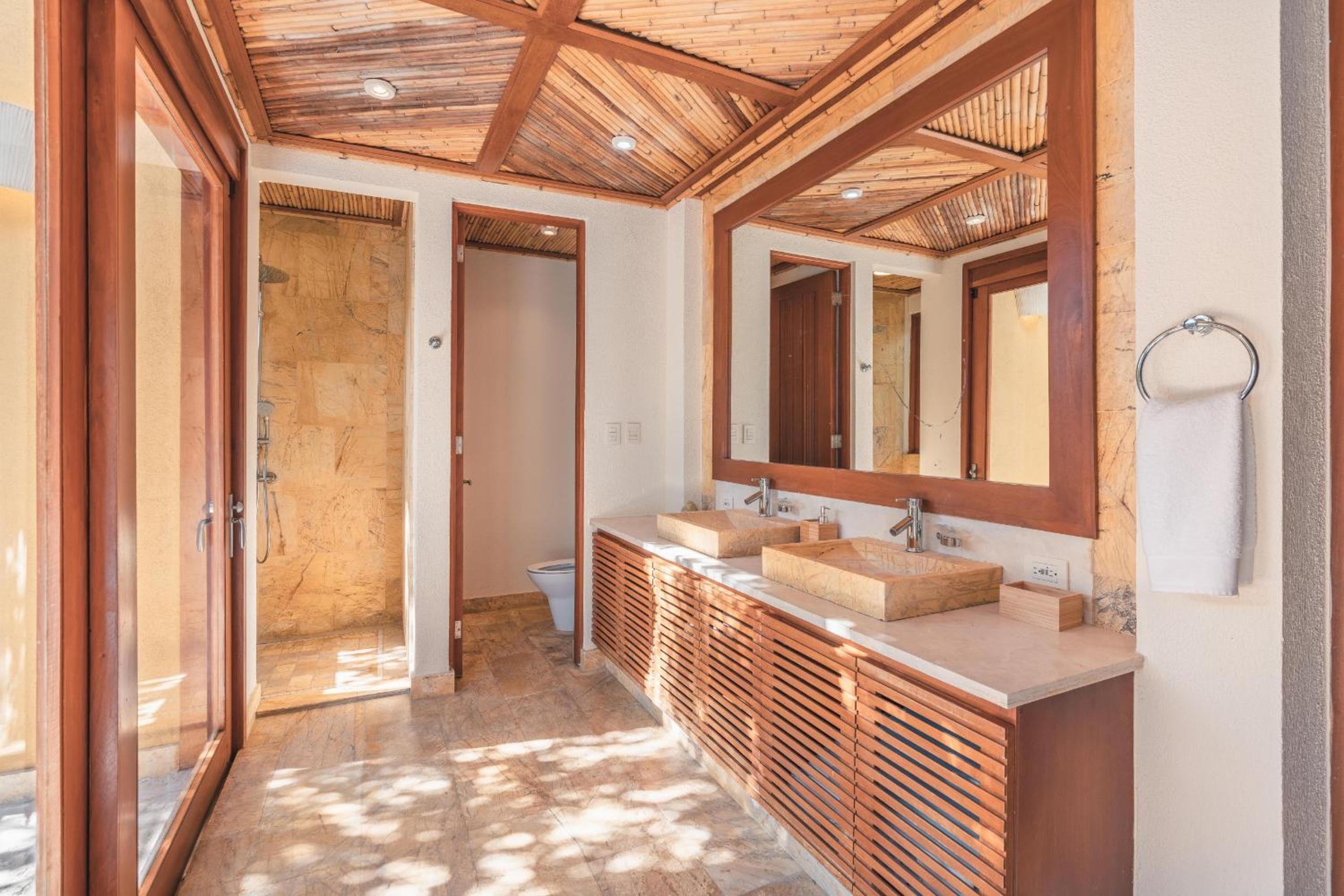 Foto de Fabulous villa with picuzzi at Green Village B843