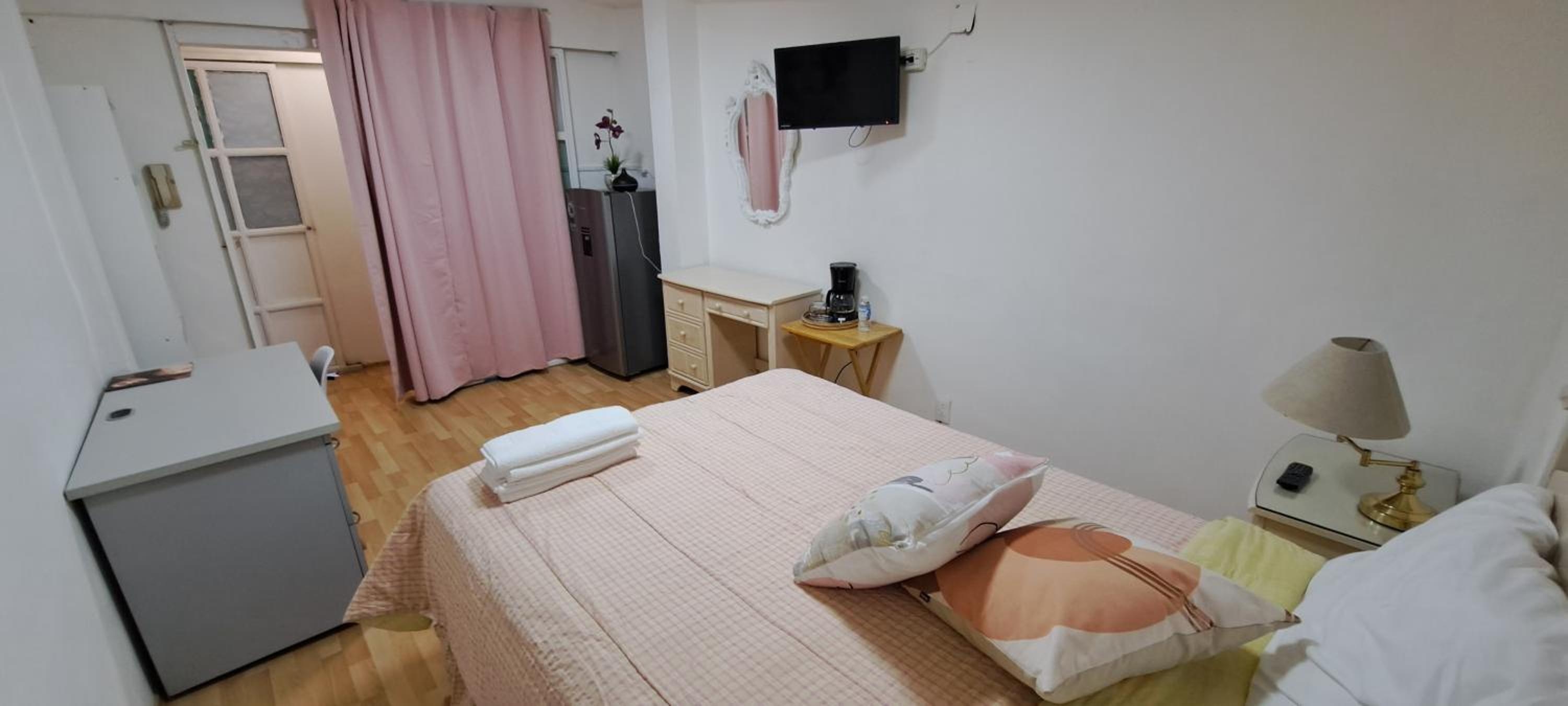 Foto de Encantadoras Habitaciones Privadas Del Valle