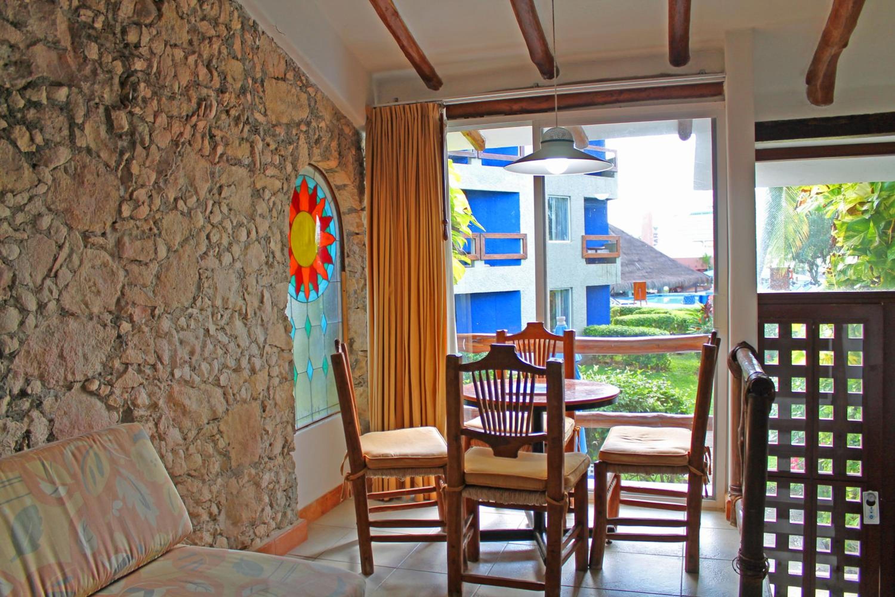 Foto de Casa del Mar Cozumel Hotel & Dive Resort with free access to an exclusive beach club