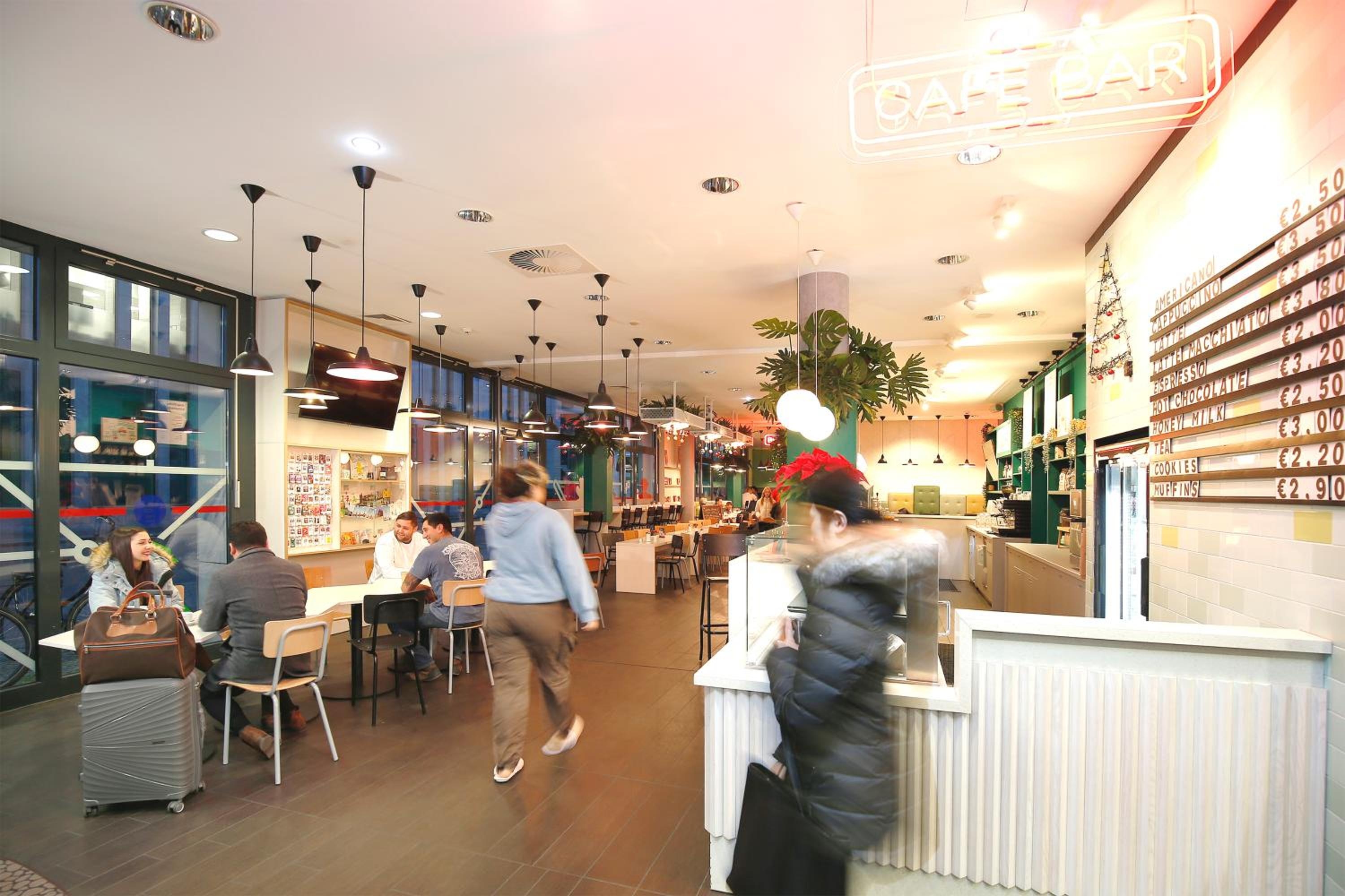 Foto de MEININGER Hotel Berlin Hauptbahnhof