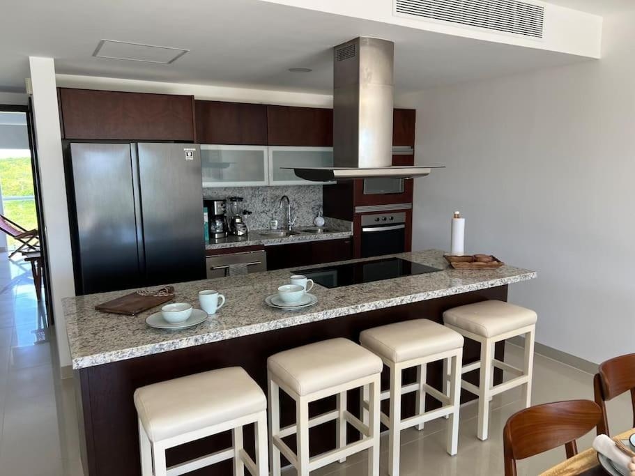 Foto de Brand New and Amazing Penthouse!