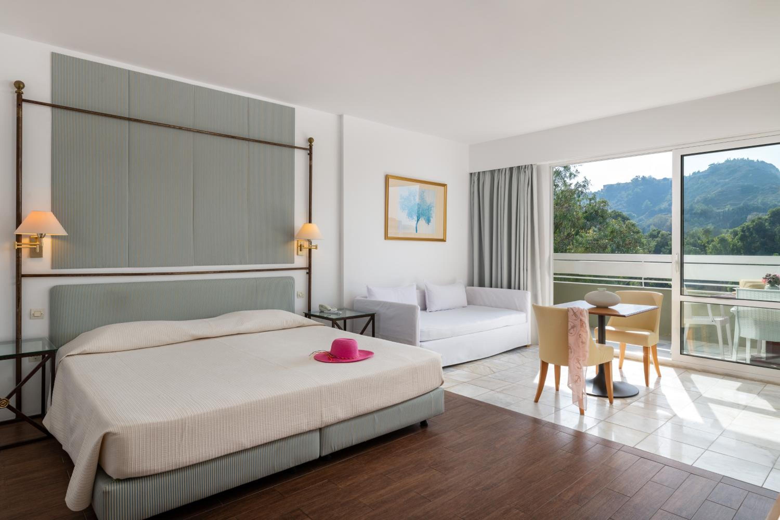 Foto de Dionysos Hotel