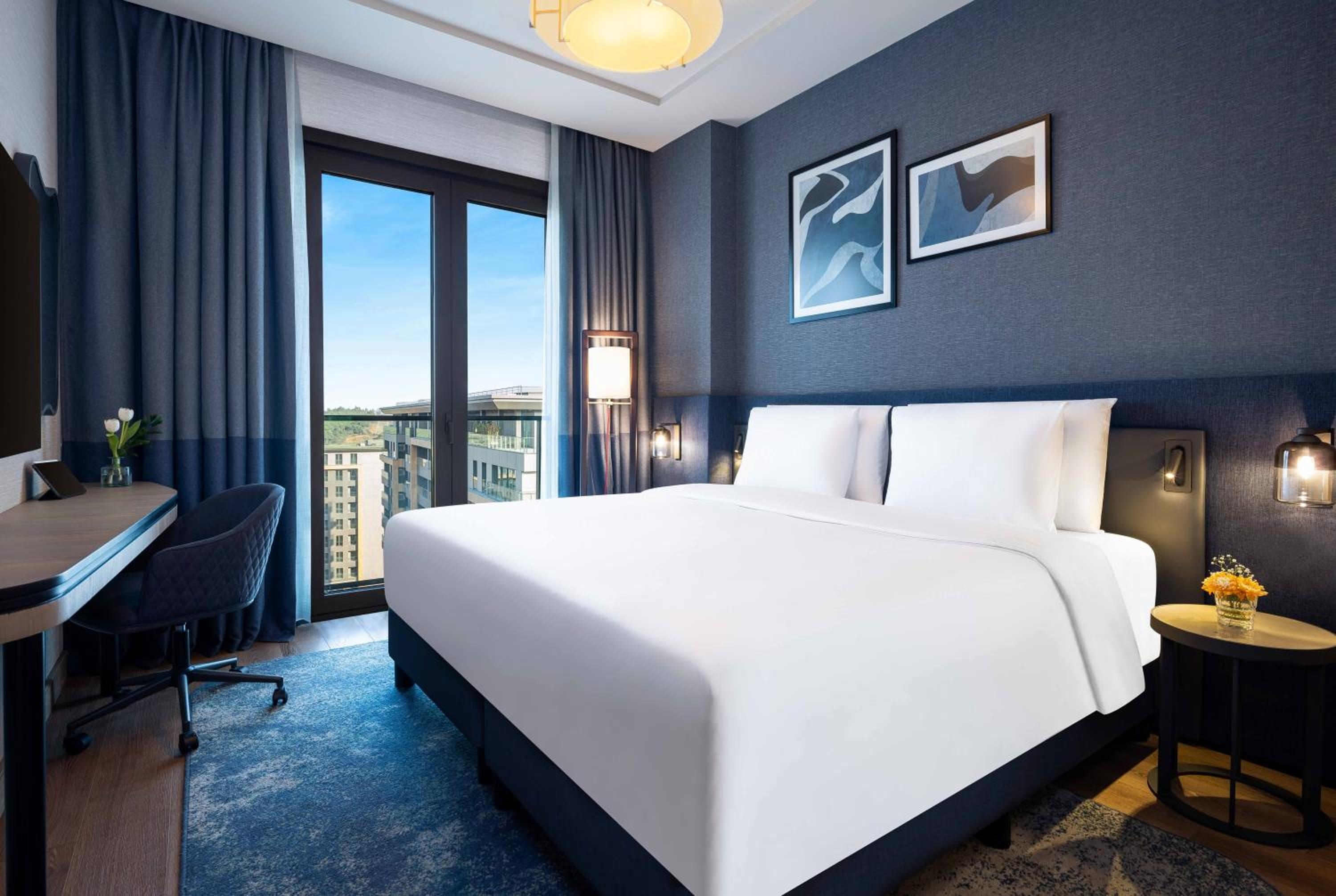 Foto de Movenpick Living Istanbul Camlivadi