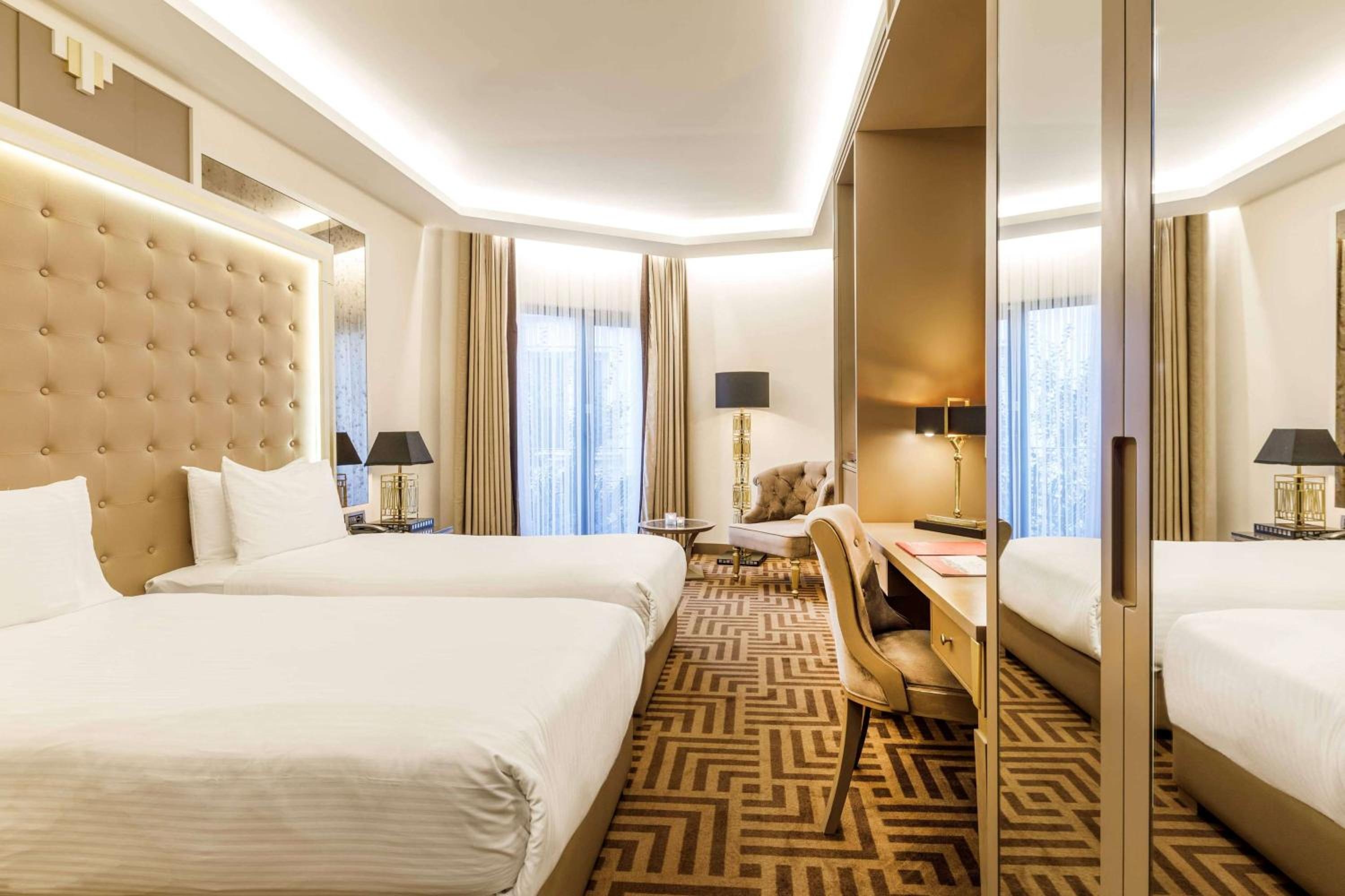 Foto de Ramada by Wyndham Istanbul Golden Horn