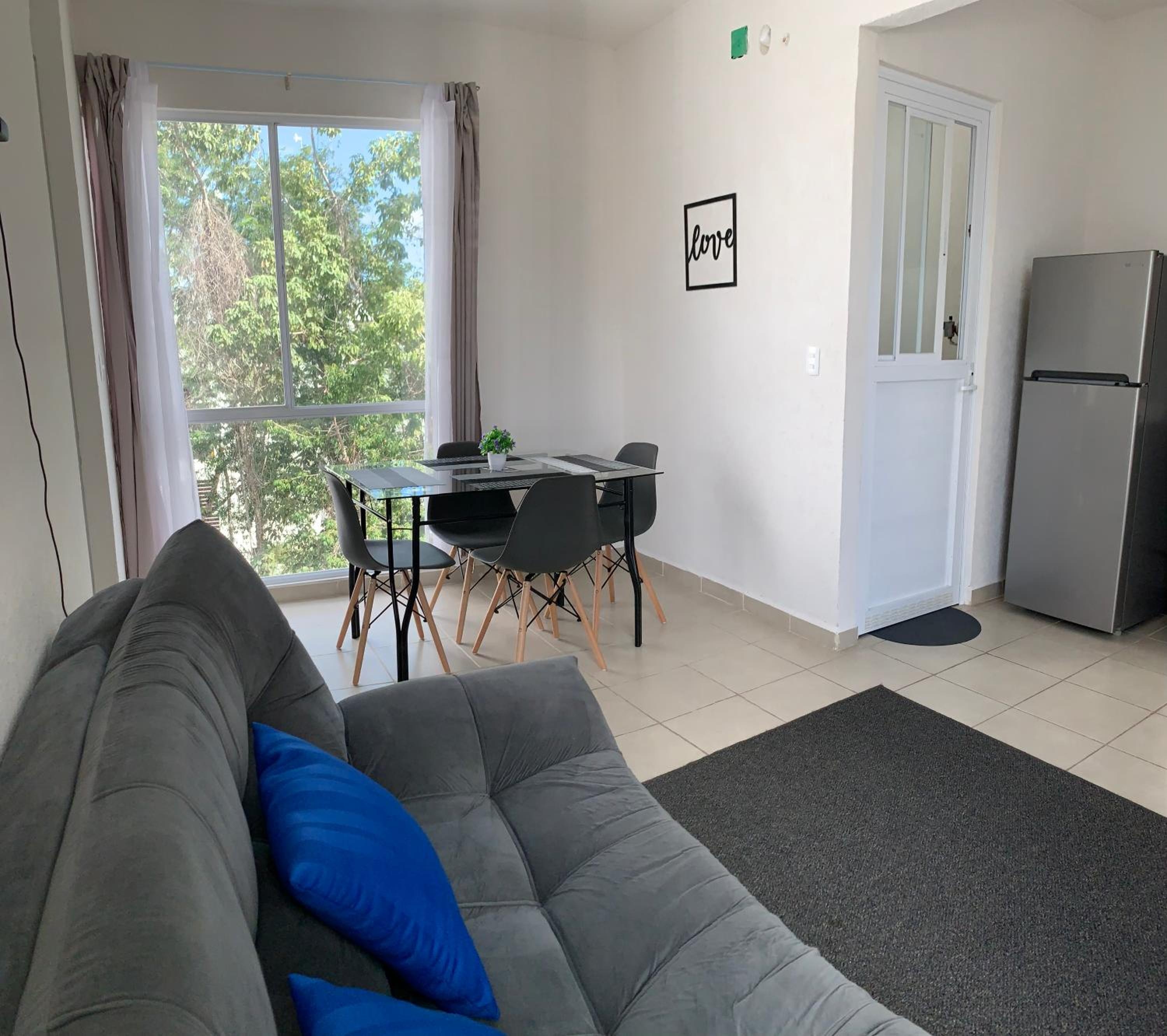 Foto de Departamento 2 habitaciones vista a la alberca Sky by EITA