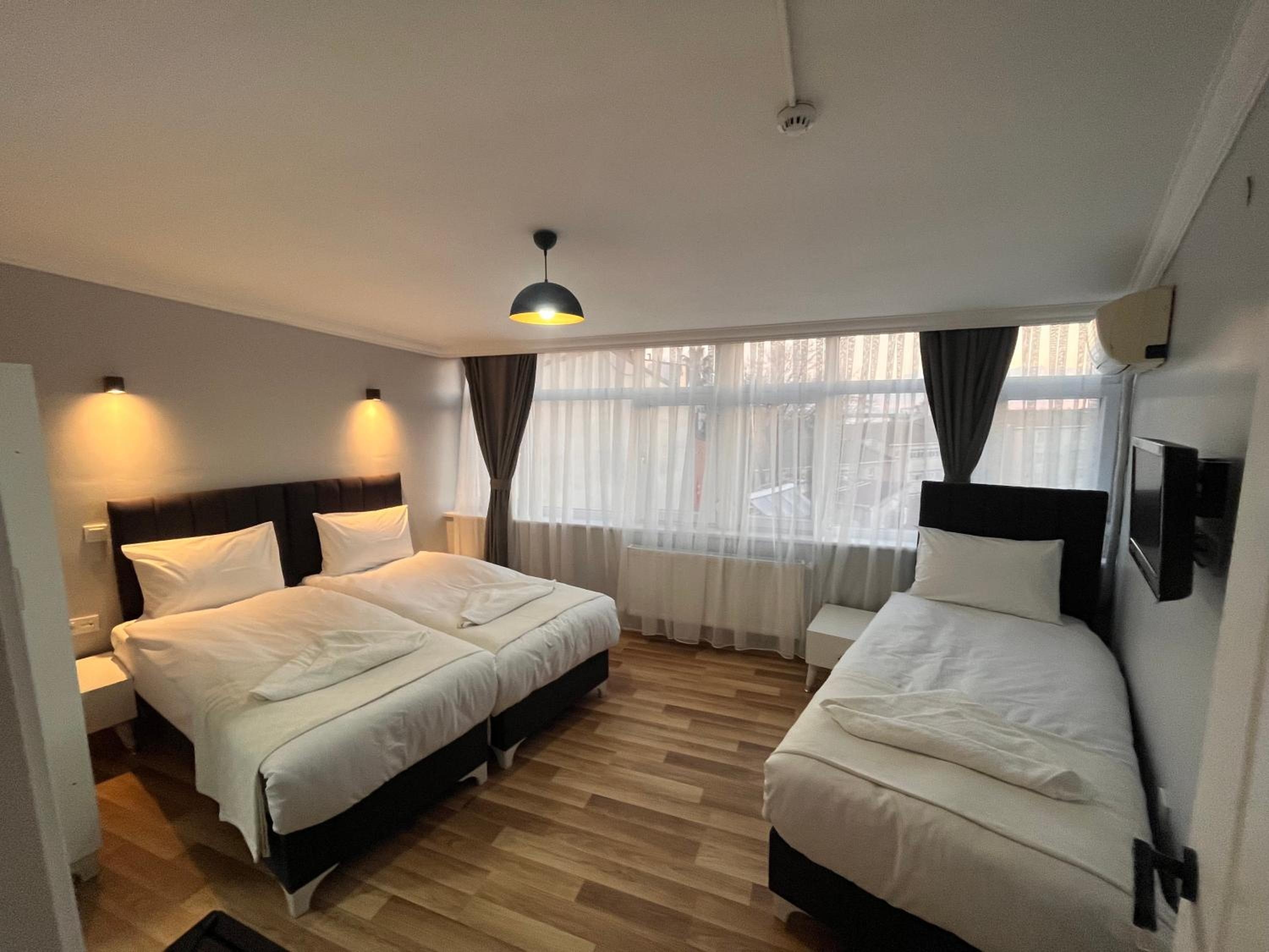 Foto de Asparagus HOTEL & SUITES OLD CITY