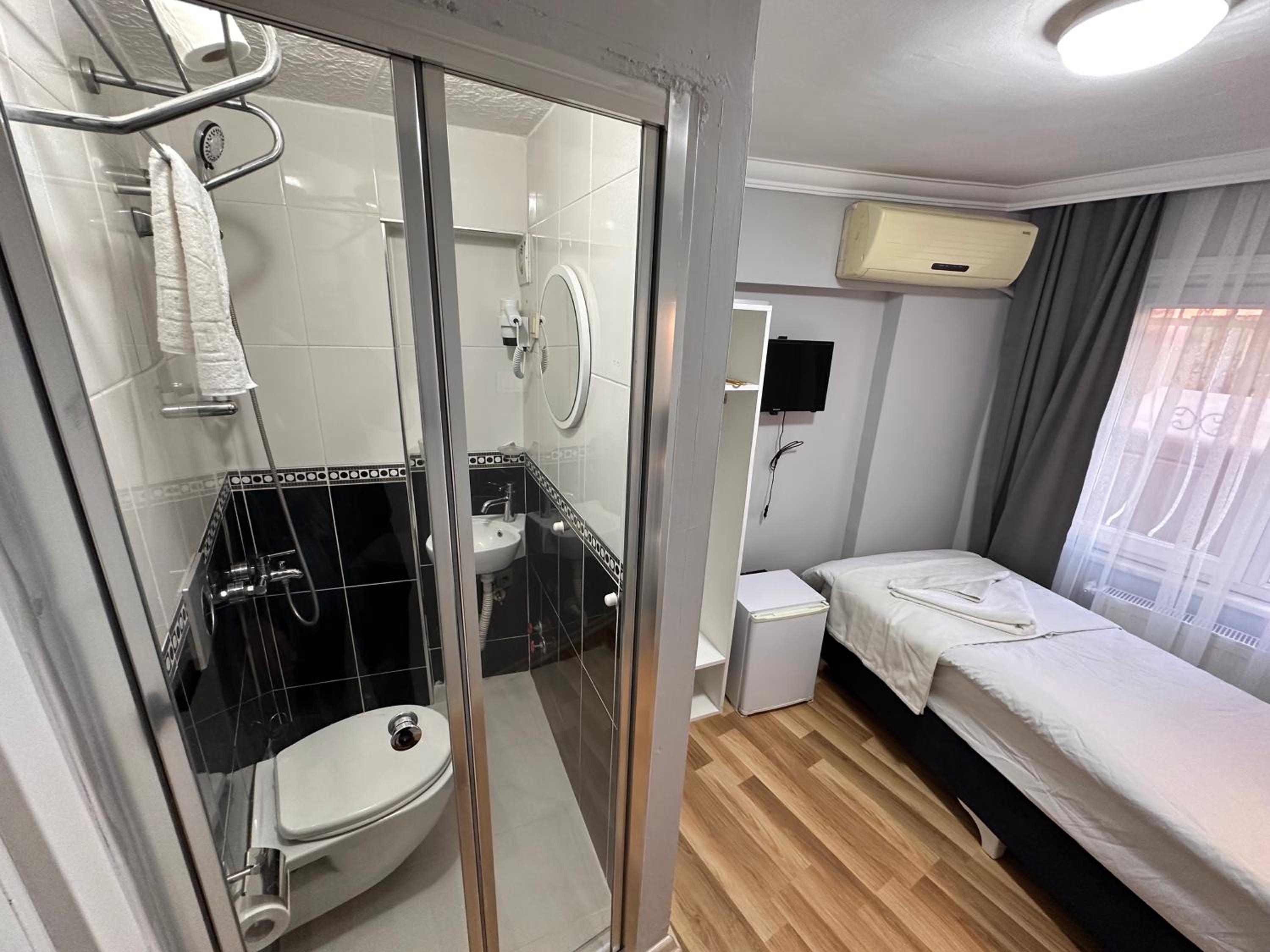 Foto de Asparagus HOTEL & SUITES OLD CITY