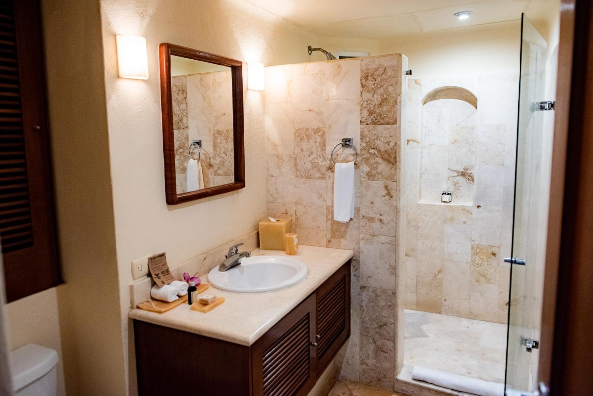 Foto de Villas Sacbe Condo Hotel and Beach Club