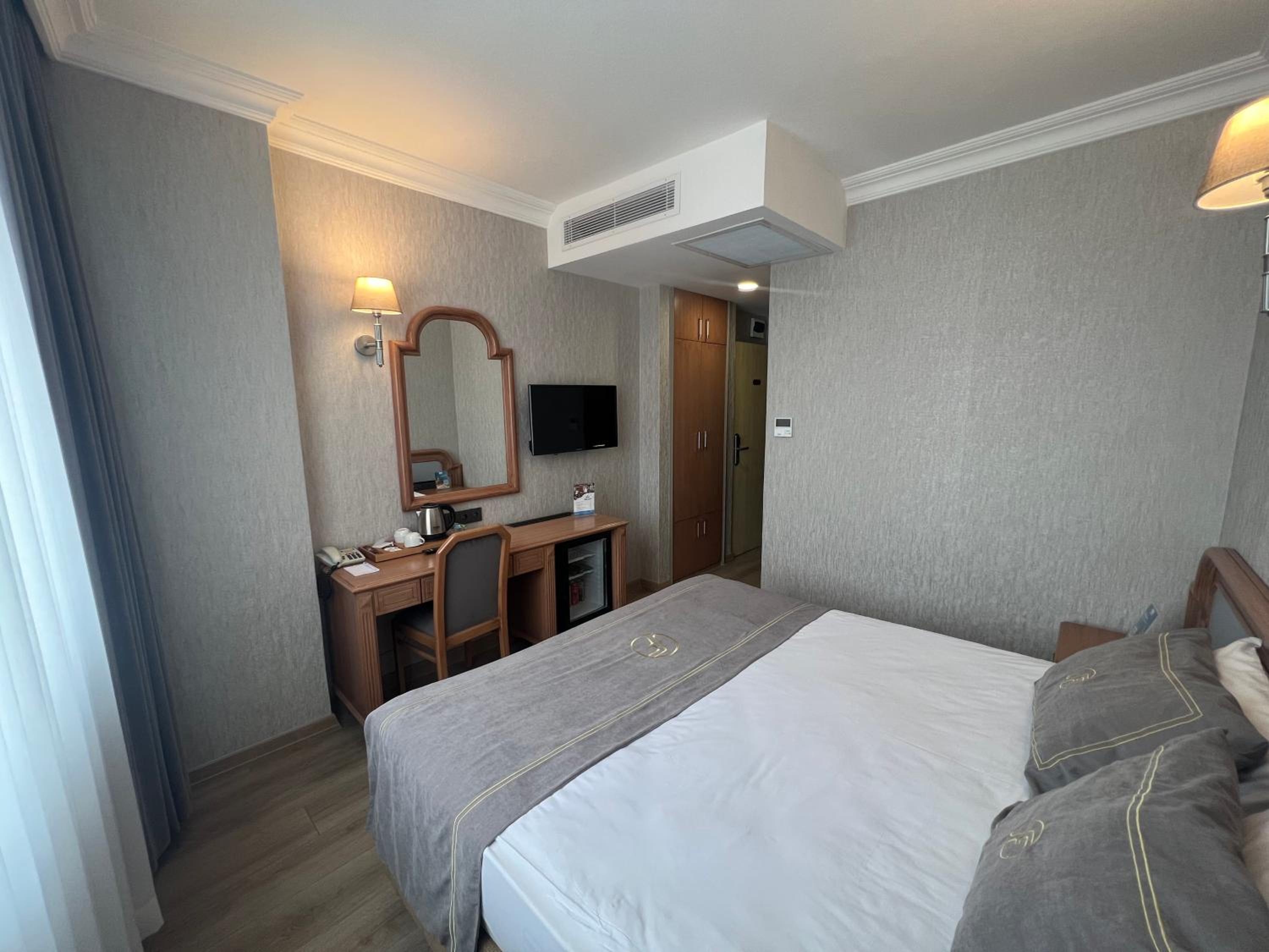 Foto de Fuar Hotel
