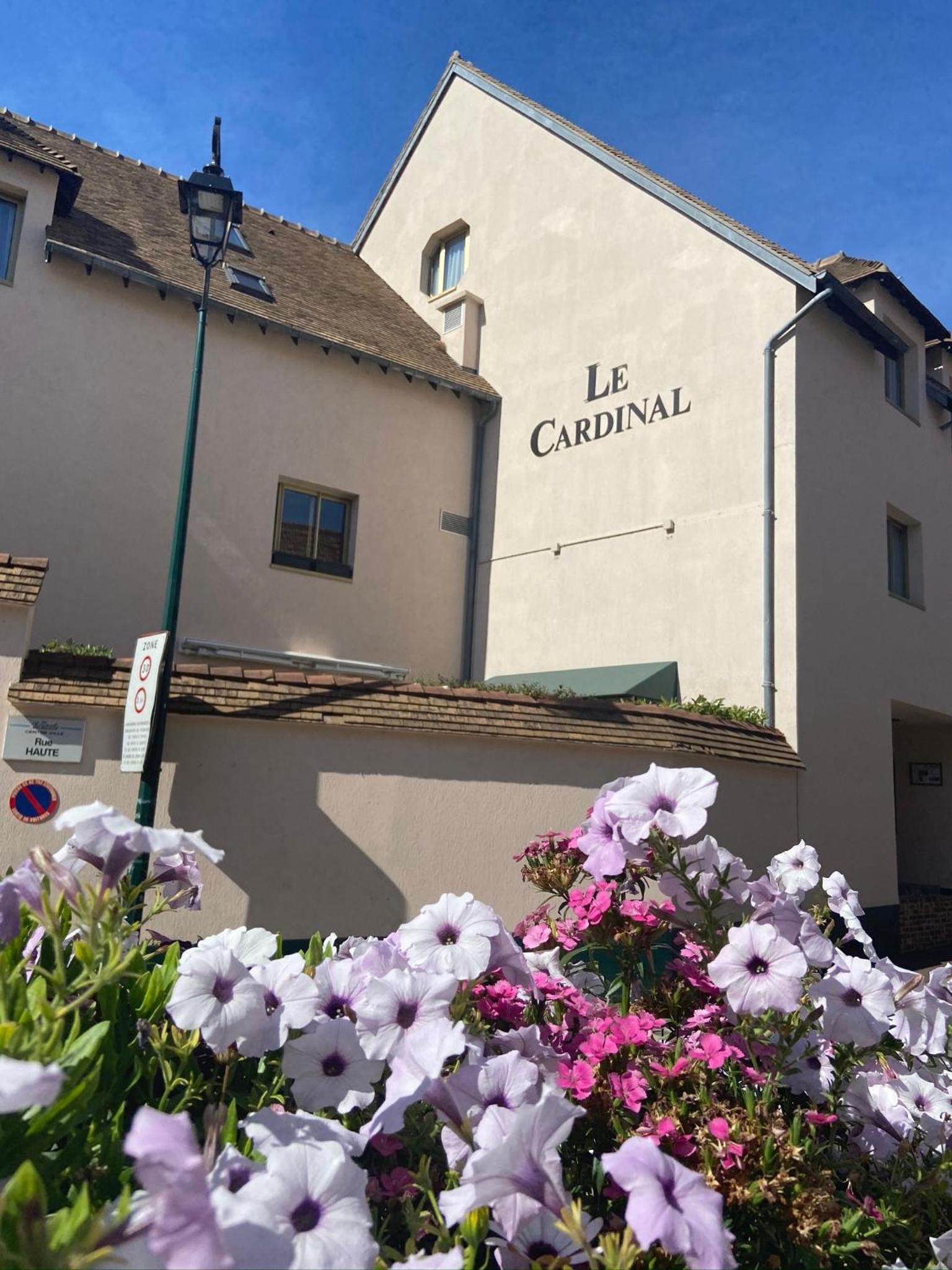 Hotel Le Cardinal Rueil Centre
