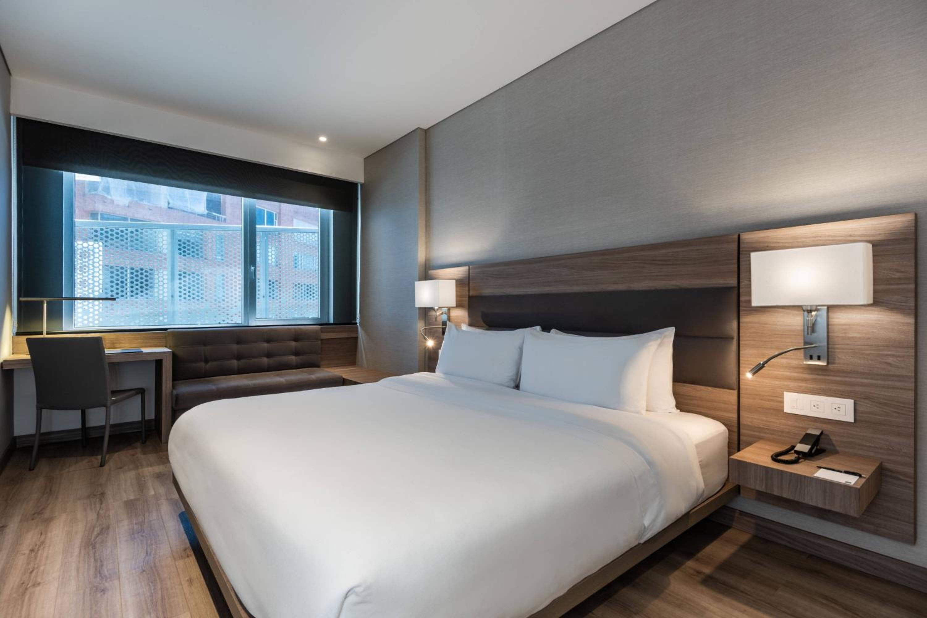 Foto de AC Hotel by Marriott Bogota Zona T