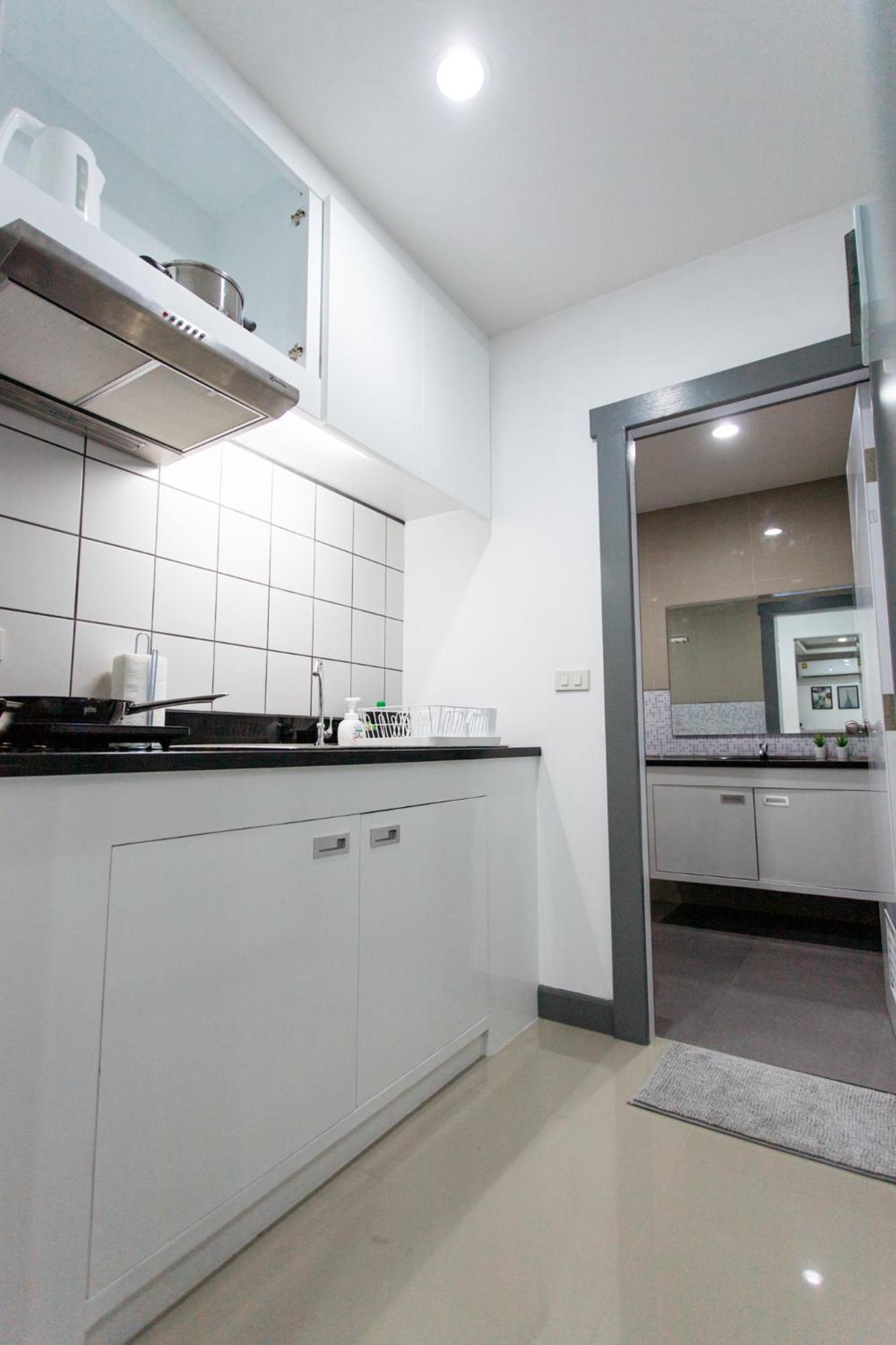 Foto de P3 Silom Large 2beds full kitchen WIFI 4-6pax
