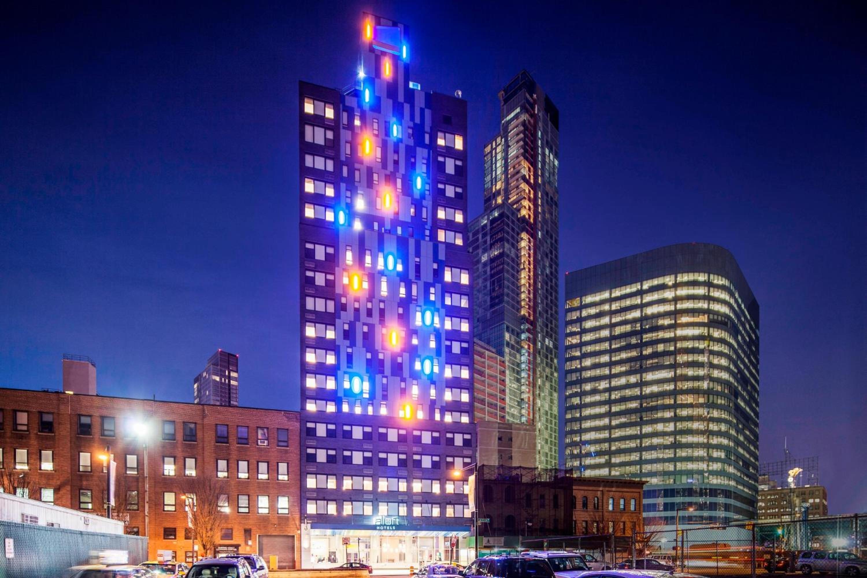 Aloft by Marriott Long Island City-Manhattan View