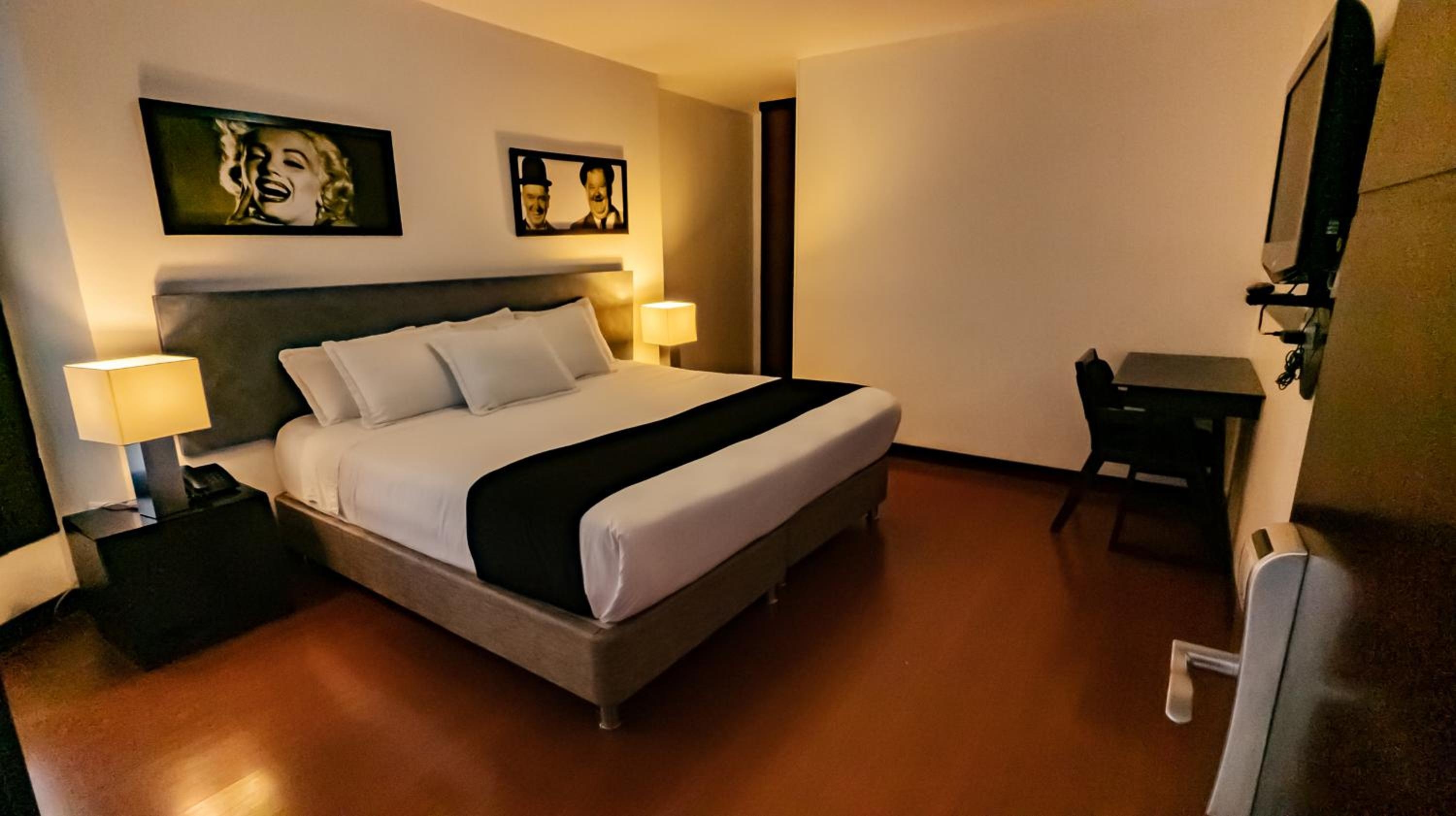 Foto de Hotel Charlotte Suite 26