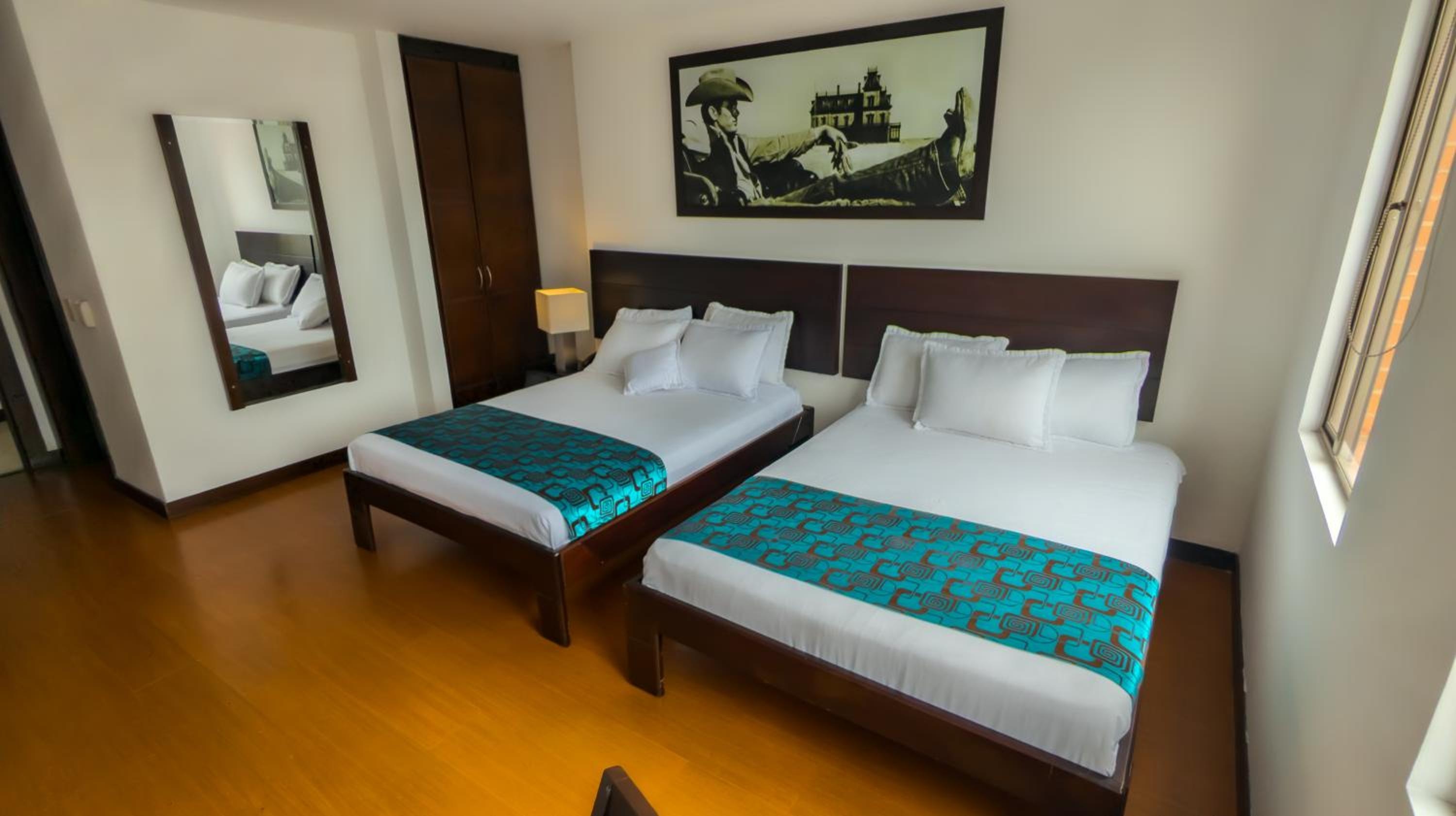 Foto de Hotel Charlotte Suite 26
