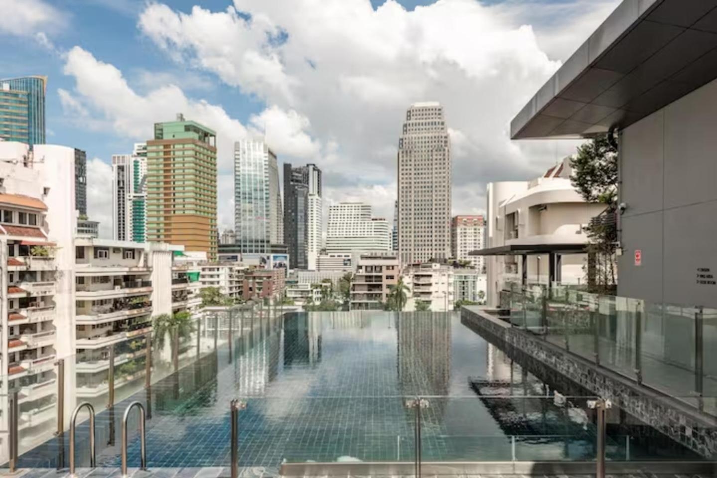 Foto de Circle Rein Sukhumvit 12 #1BR#Pool&Gym#Near Terminal 21#Max2