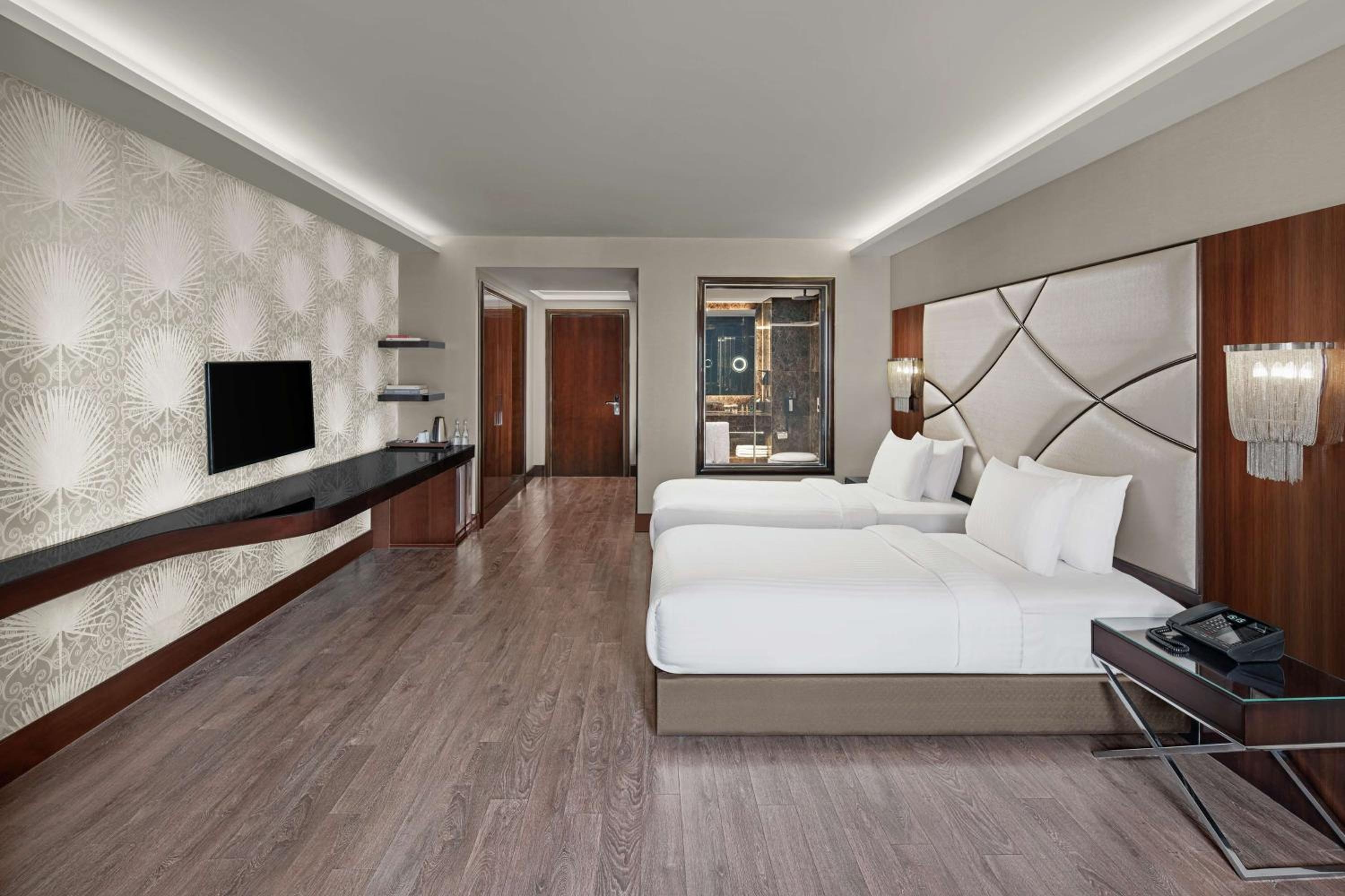 Foto de DoubleTree by Hilton Istanbul Gayrettepe