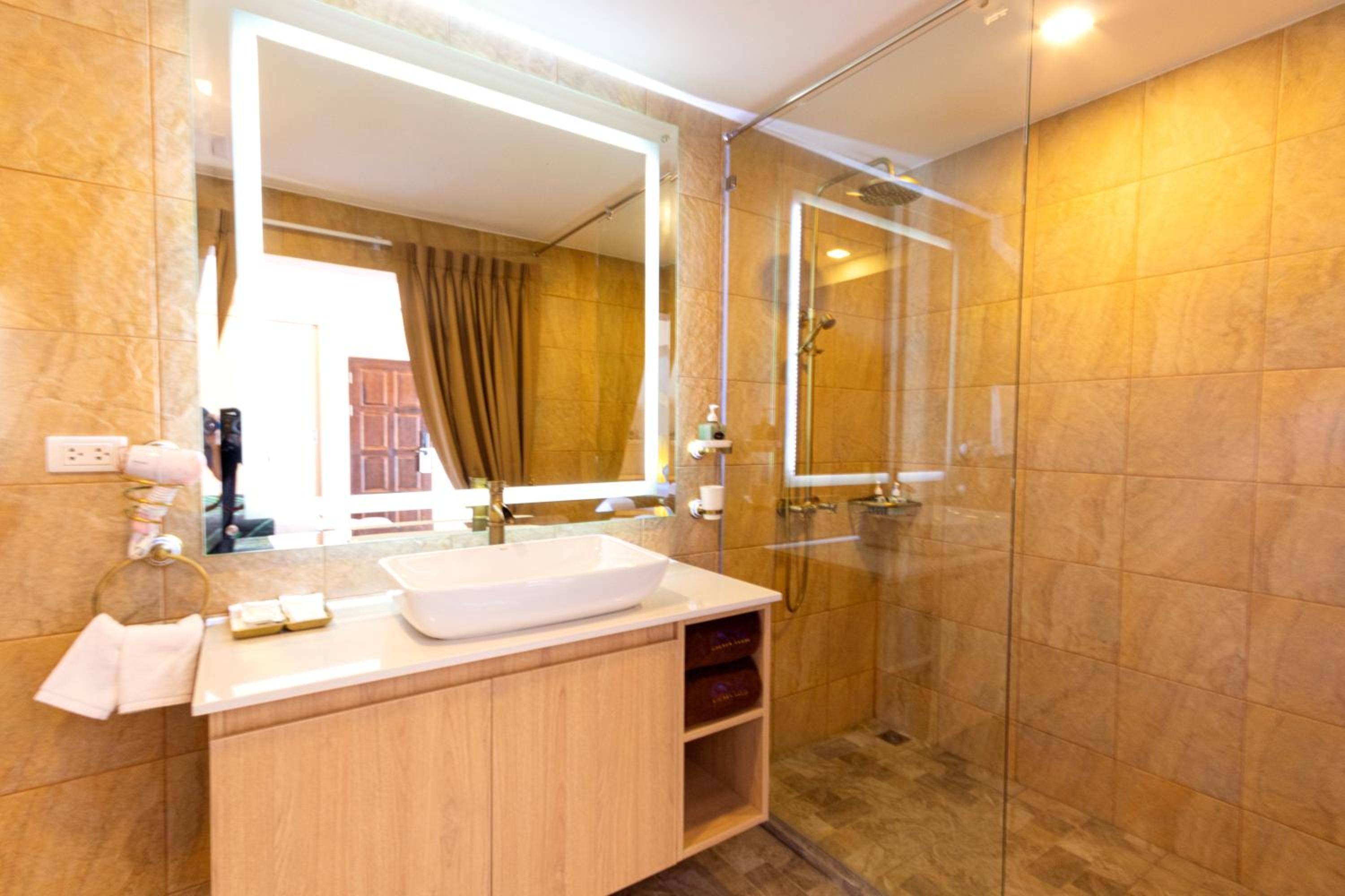 Foto de Two bedroom Luxury apartment very close to paris