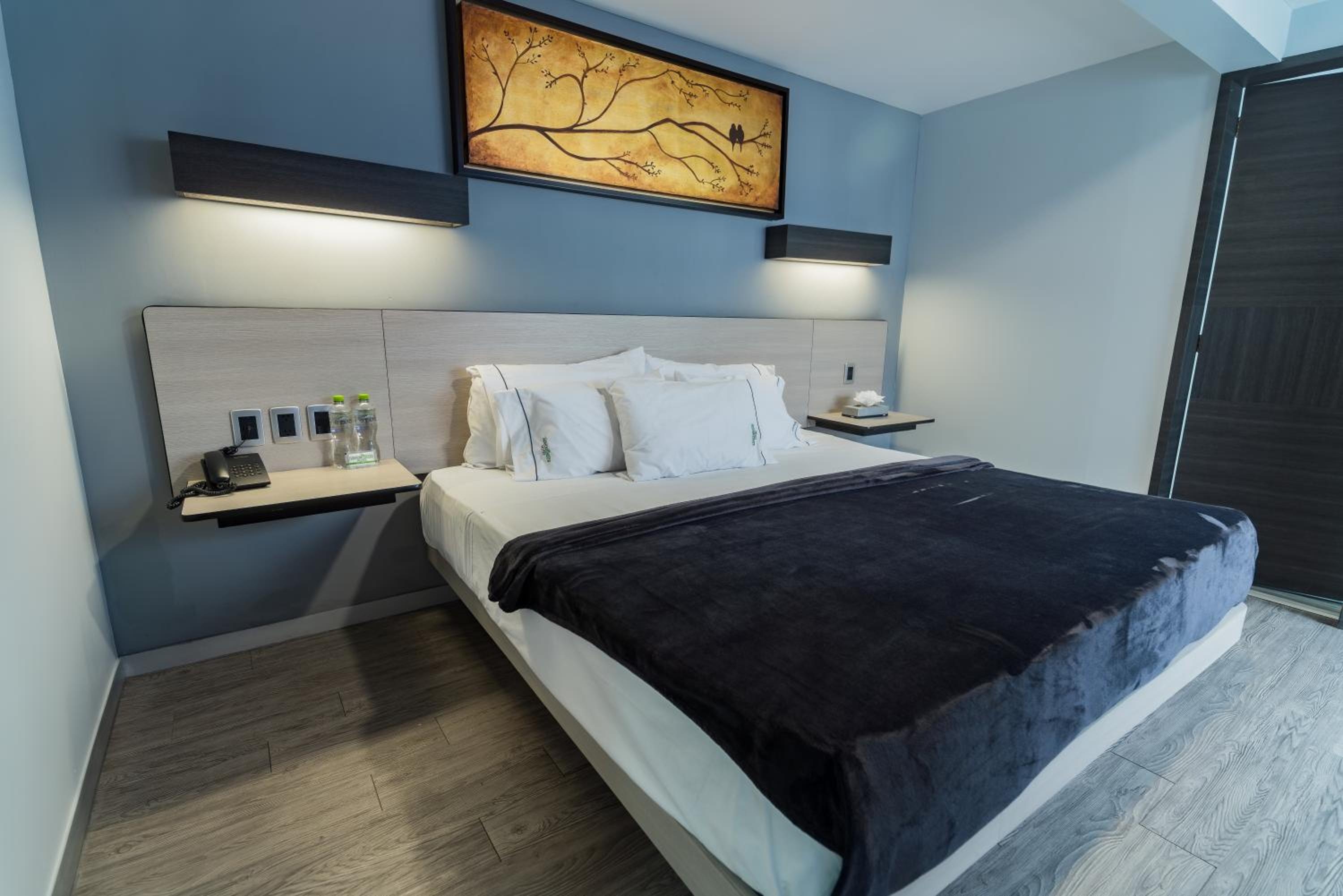 Foto de HOTEL LEMON GREEN -Zona Expo Frente al Centro de Convenciones