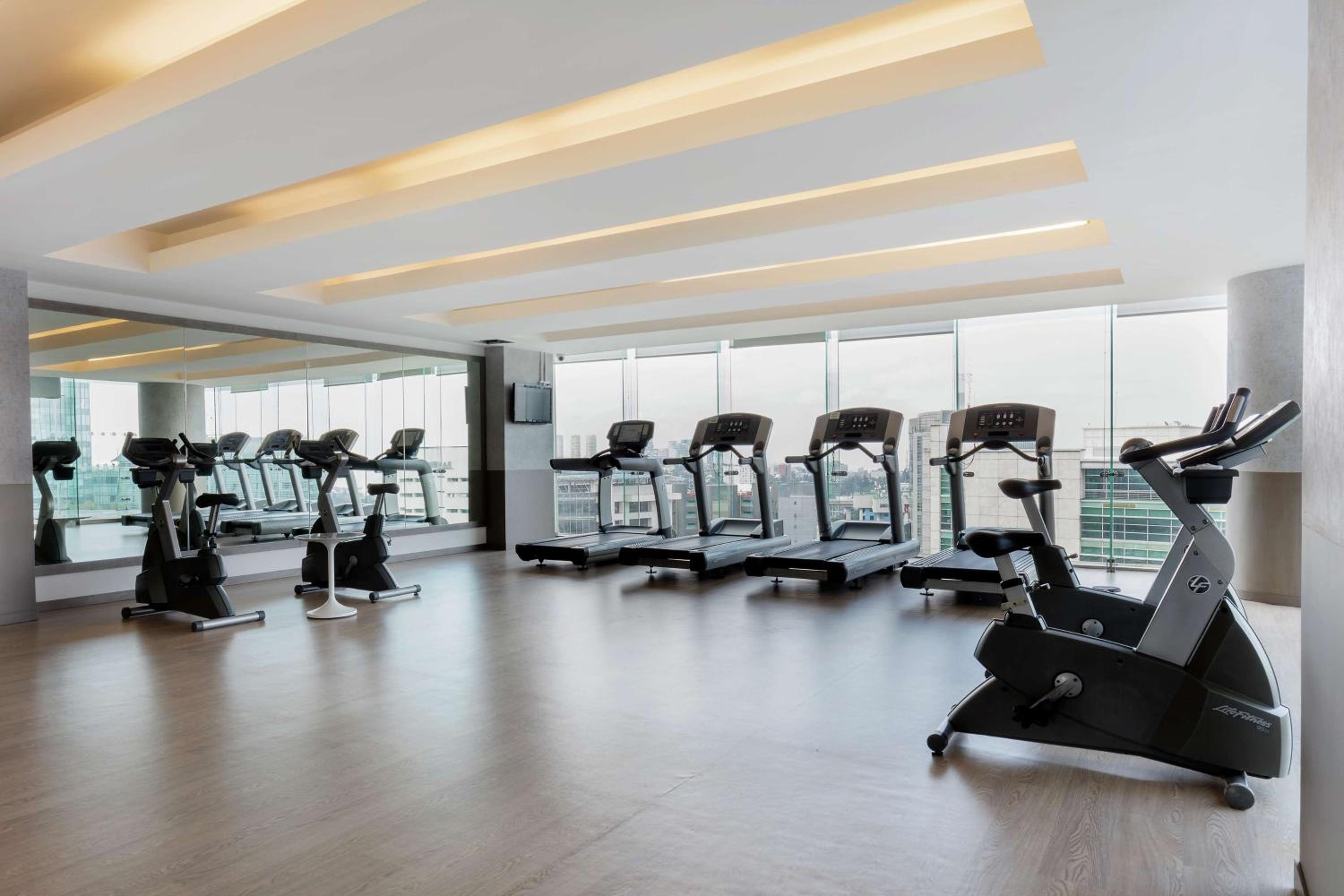 Foto de Hilton Garden Inn Mexico City Santa Fe