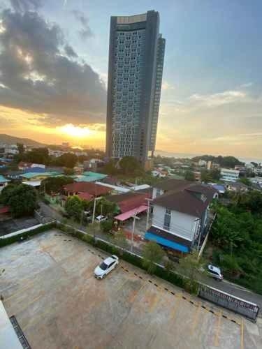 Horsehill Hotel Sriracha