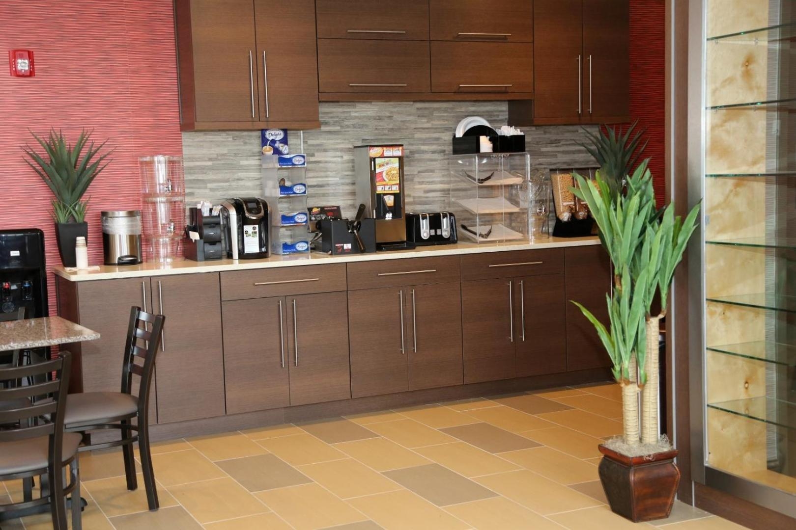 Foto de Red Carpet Inn Elmwood