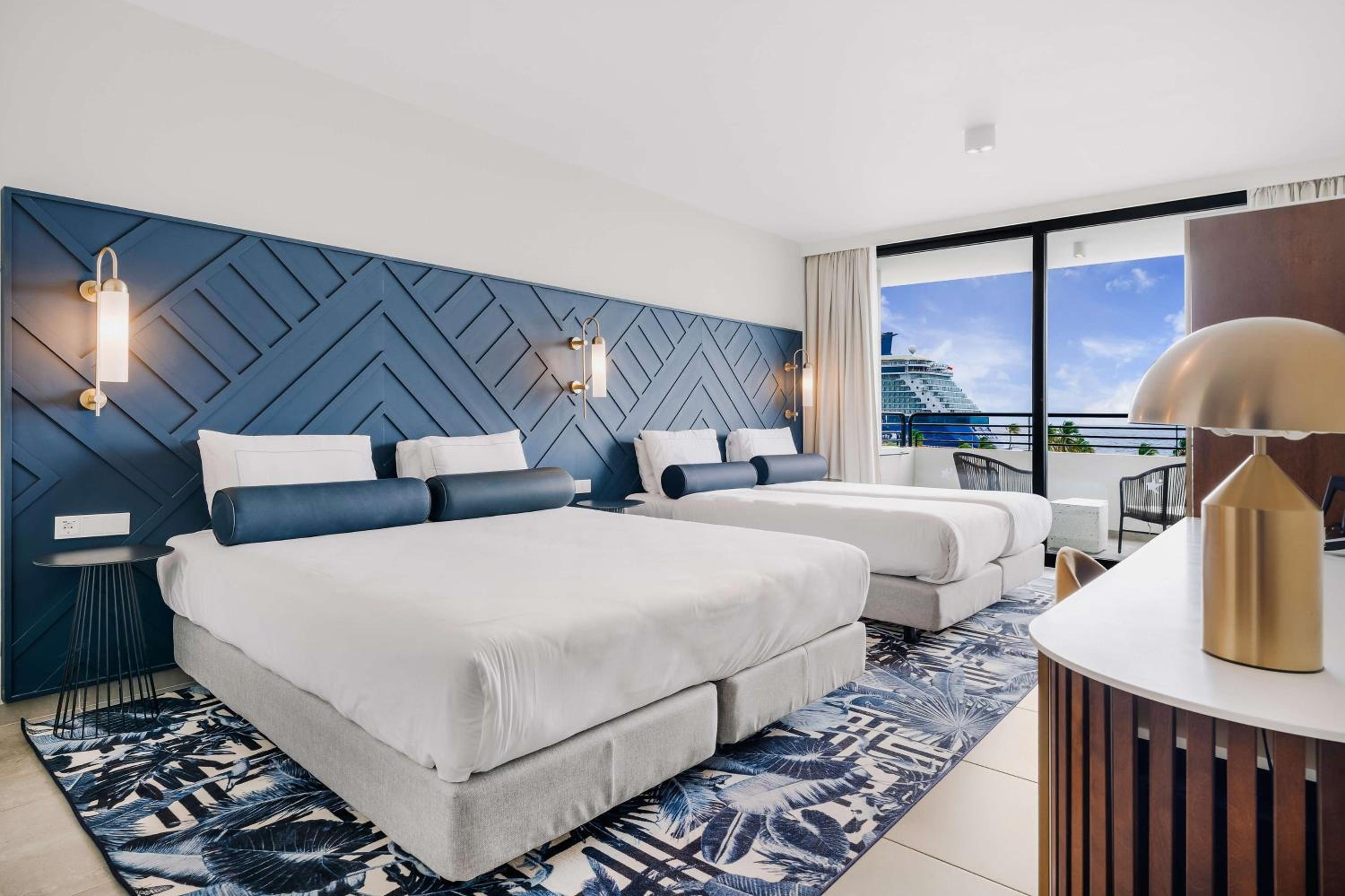 Foto de Mangrove Beach Corendon Curacao All-Inclusive Resort, Curio by Hilton