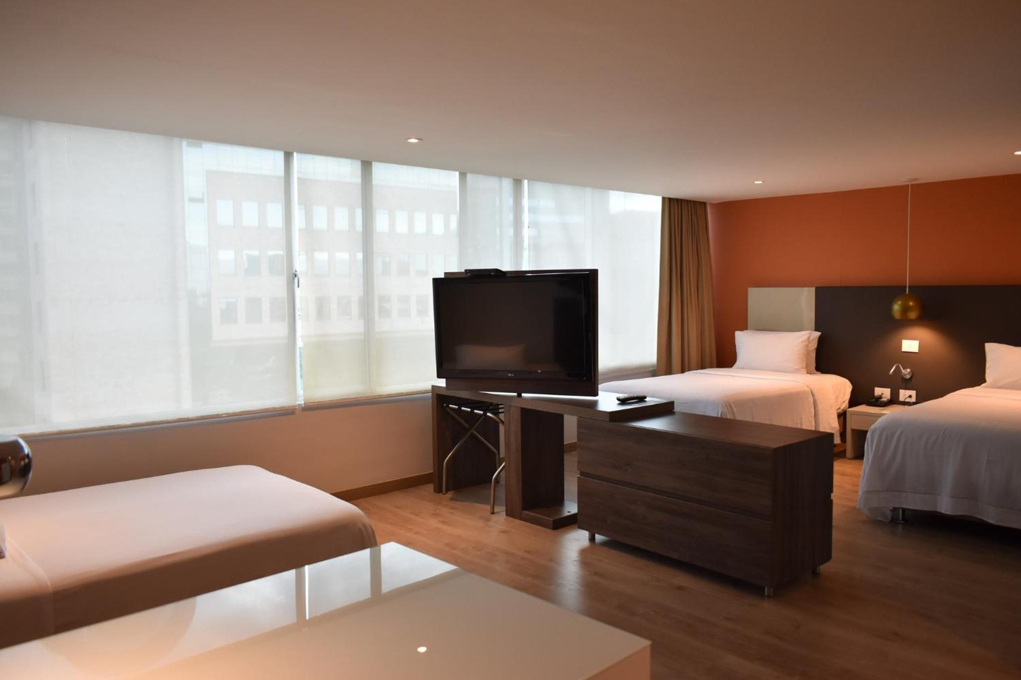 Foto de Hotel Holiday Inn Express & Suites Medellin by IHG