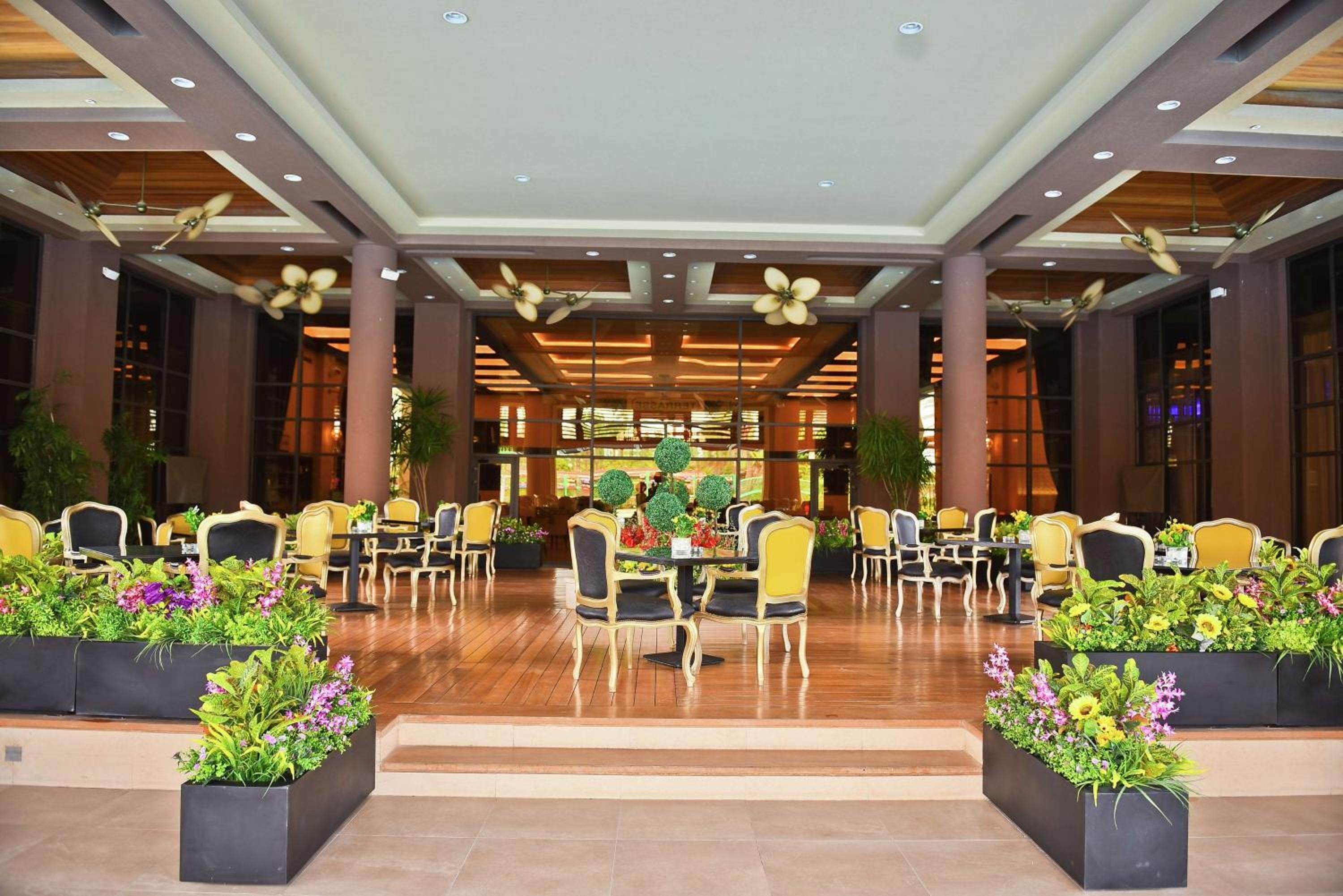 Foto de Hilton Alexandria King's Ranch Hotel