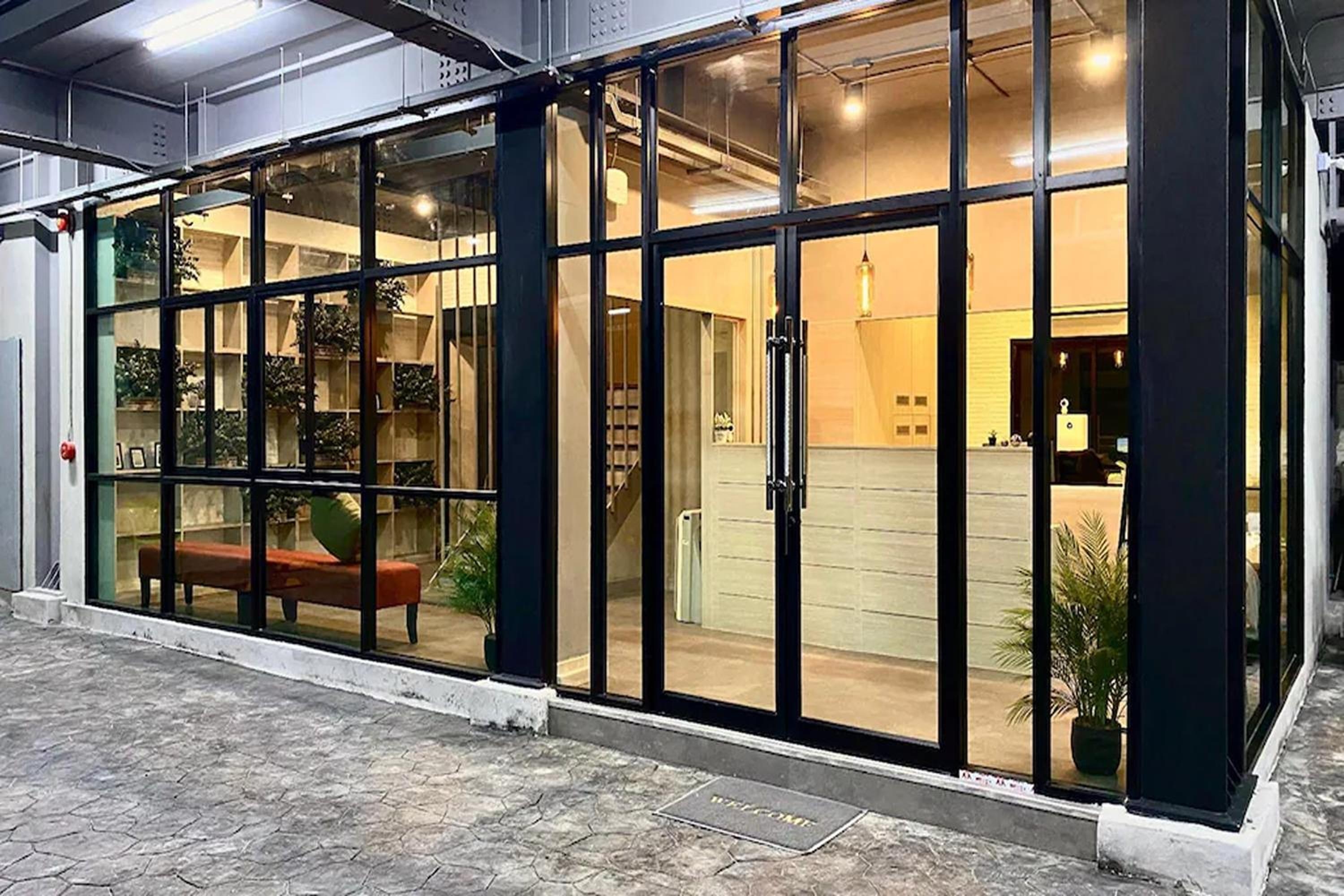 44 Room Rama 3