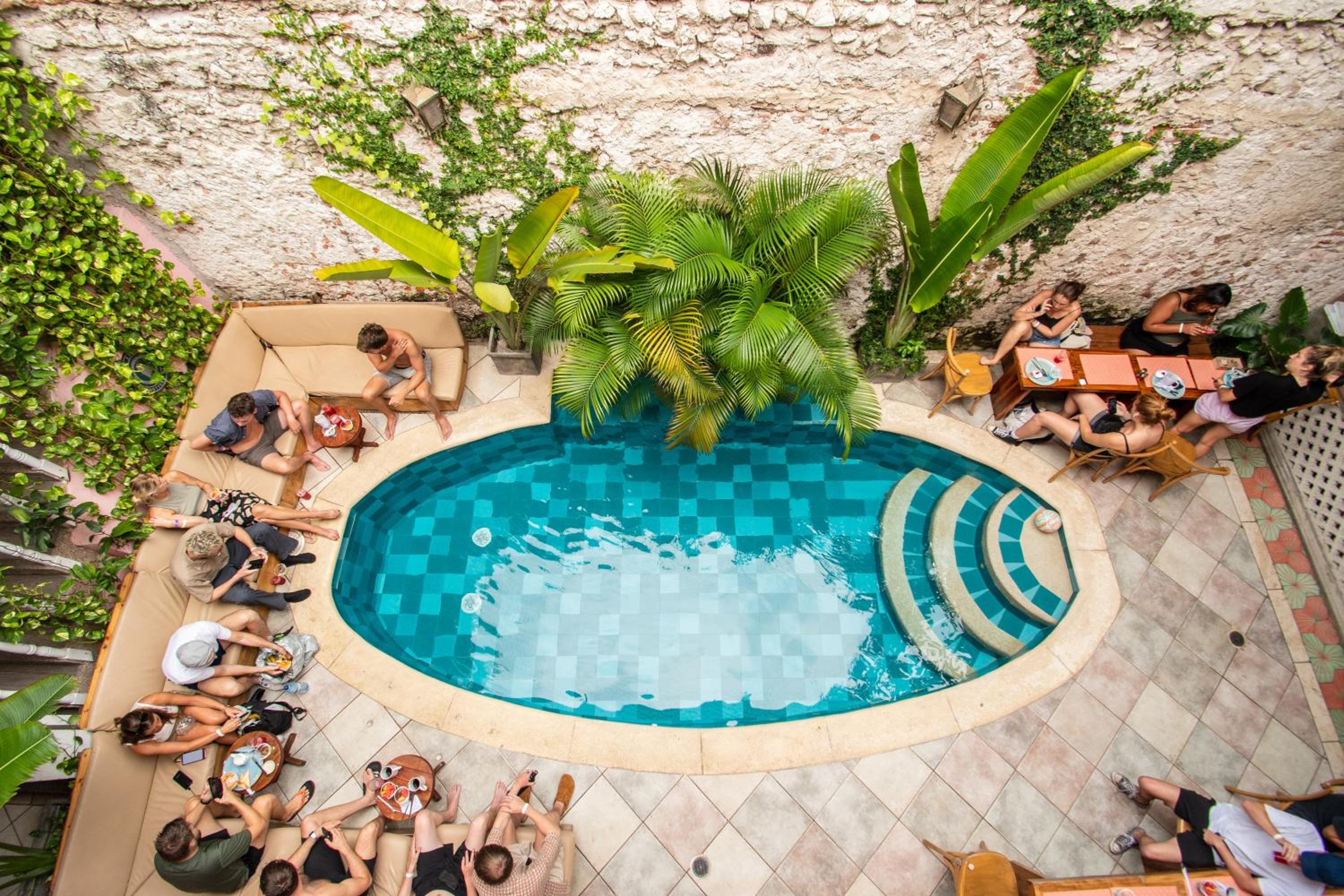 Casa Zahri Boutique Hostel