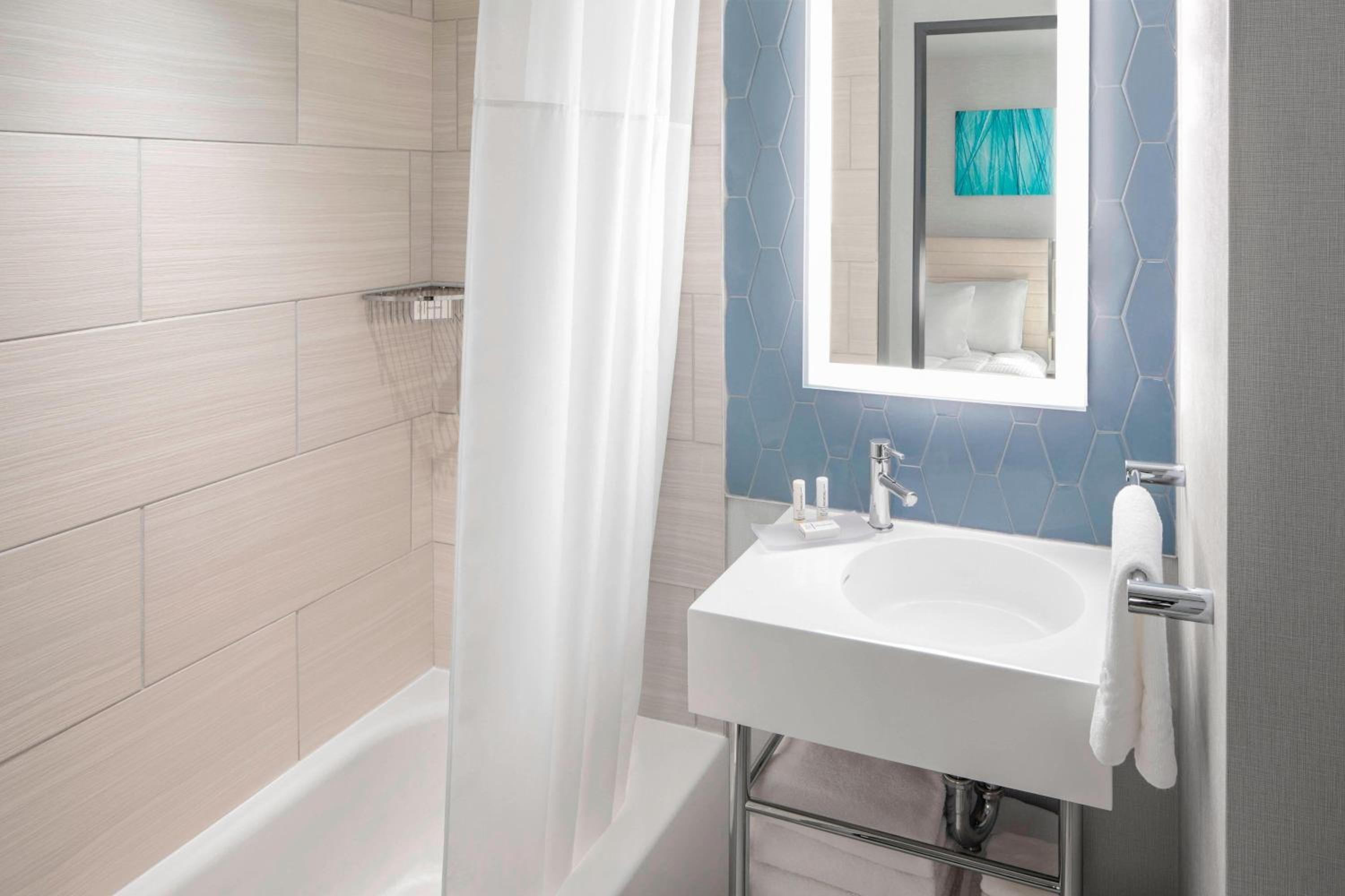 Foto de SpringHill Suites by Marriott New York Manhattan/Times Square South