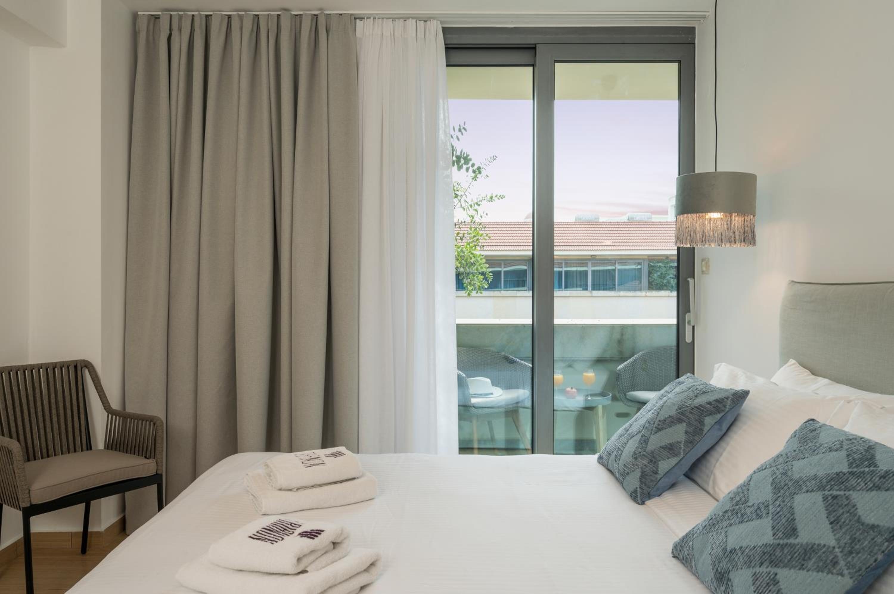 Foto de Trianon Luxury Apartments & Suites