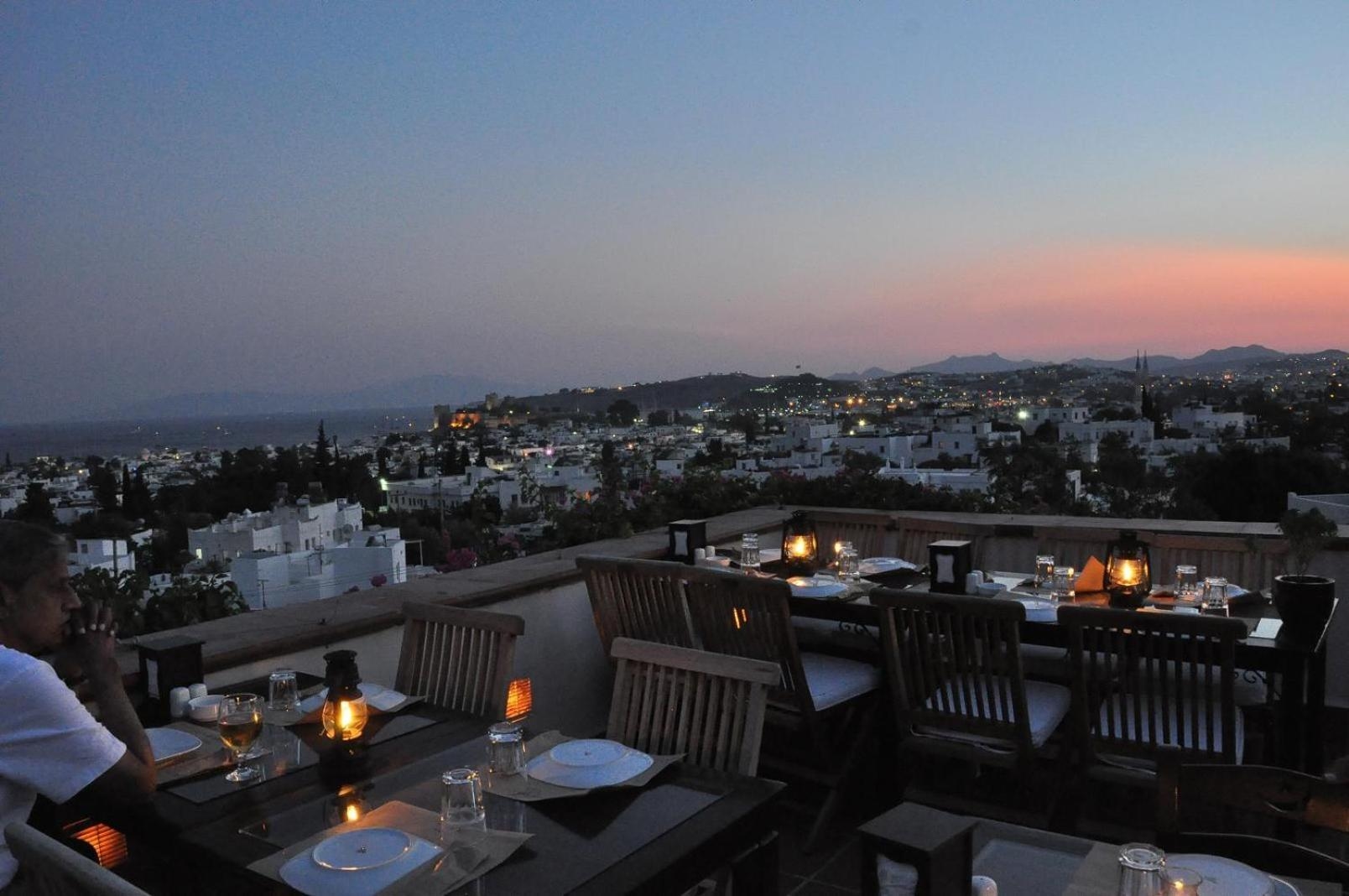Foto de El Vino Hotel & Suites