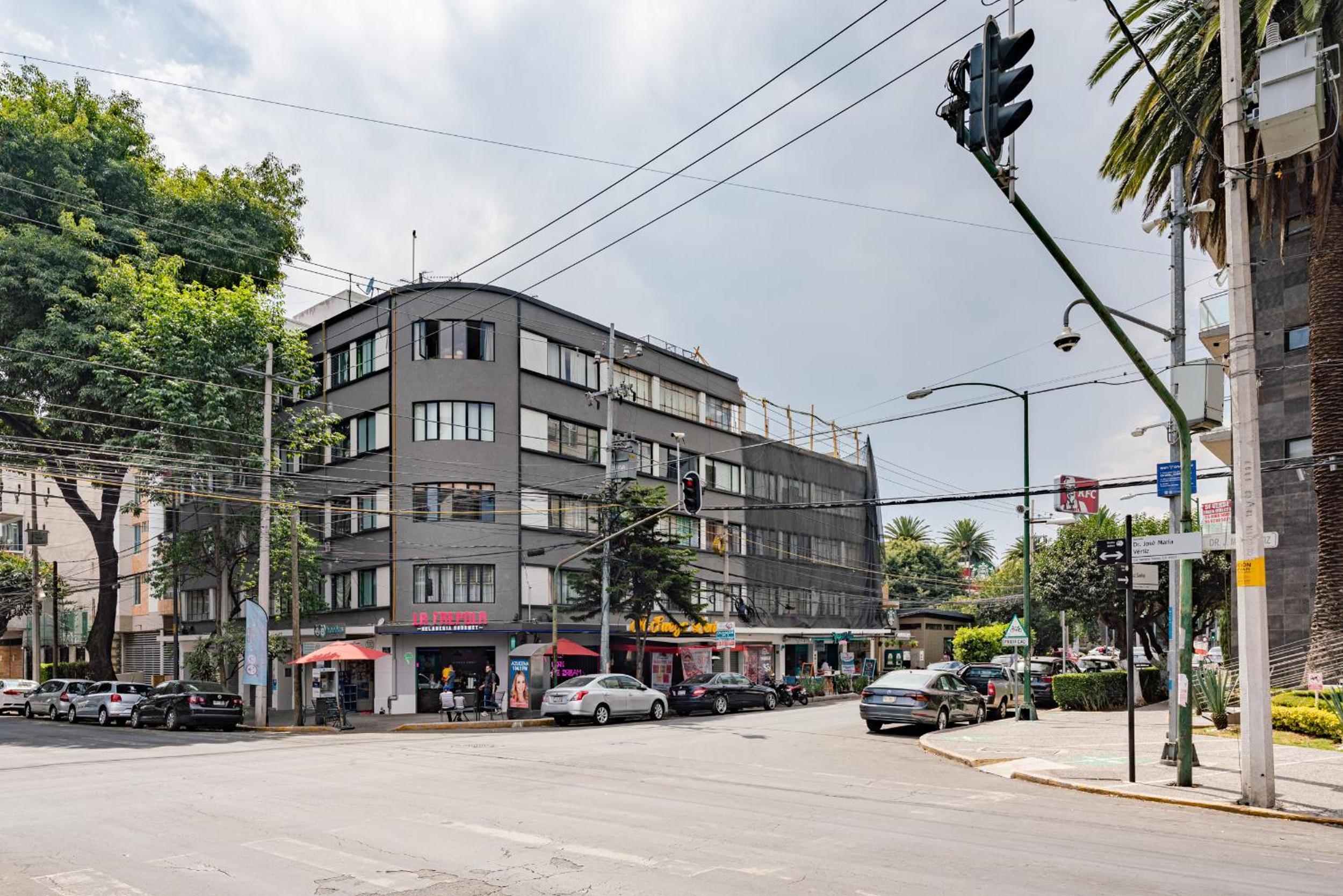 Narvarte Apartments by Escajal Homes