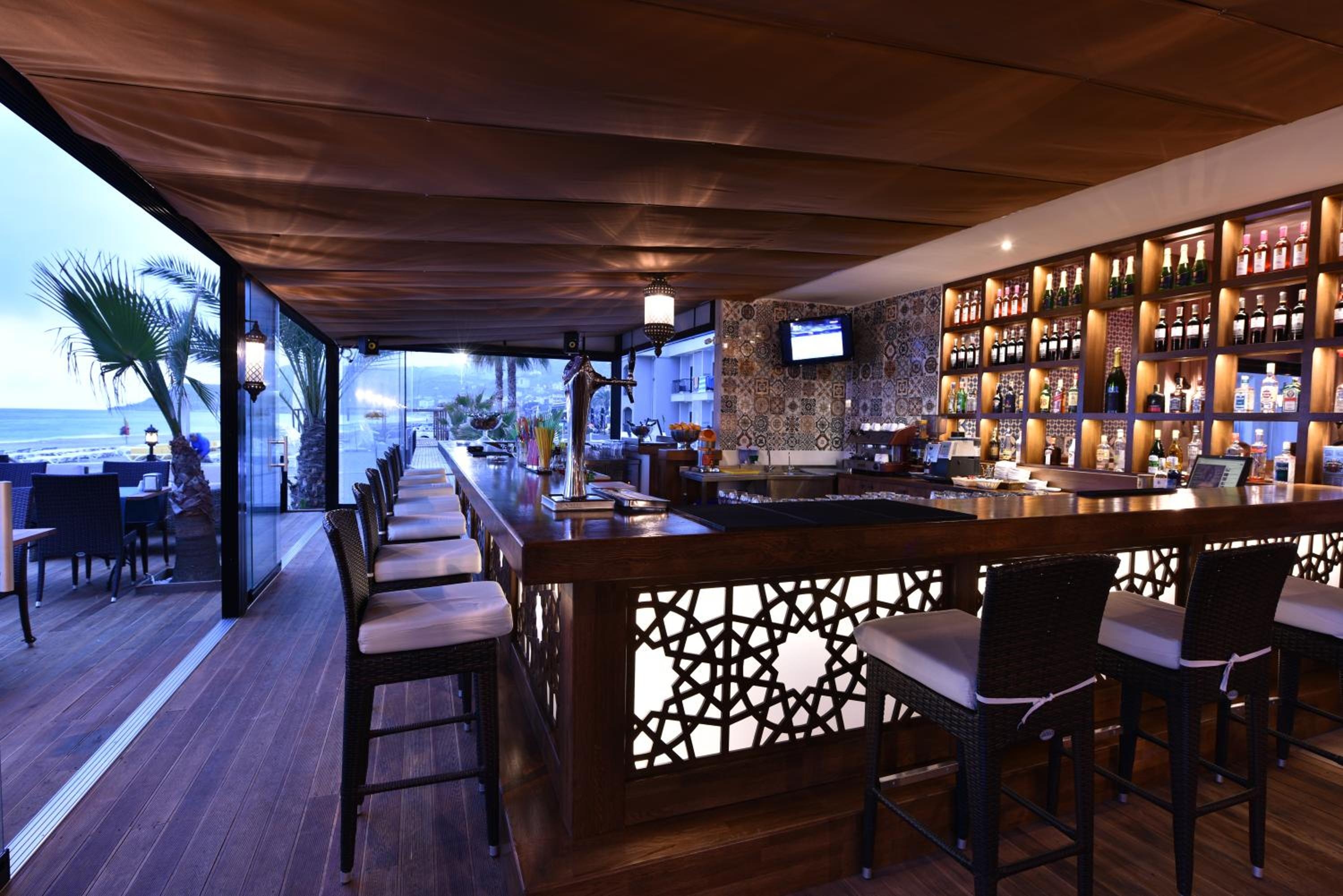 Foto de Alaaddin Beach Hotel - Adult Only