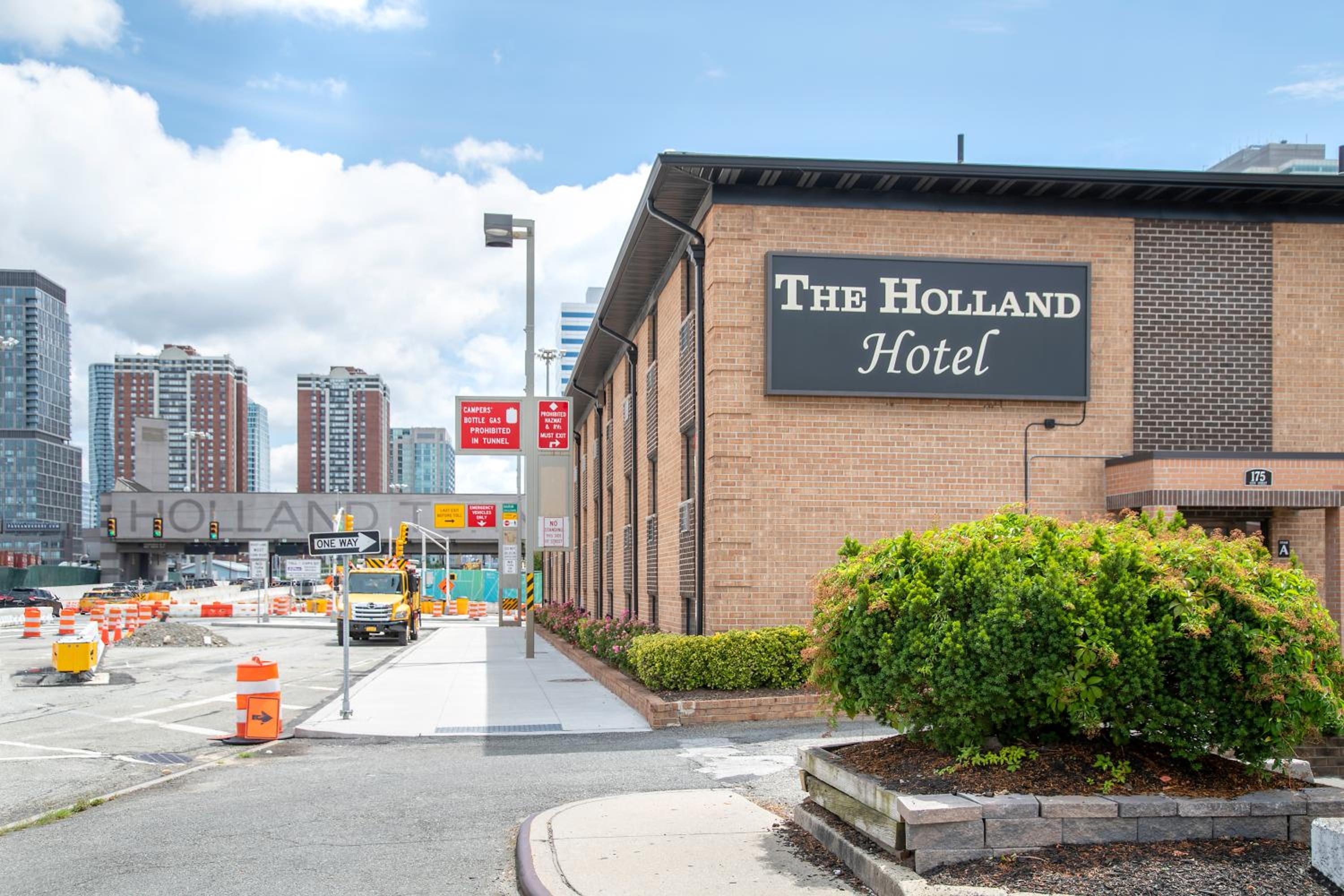 Foto de Holland Hotel Jersey City Free Parking