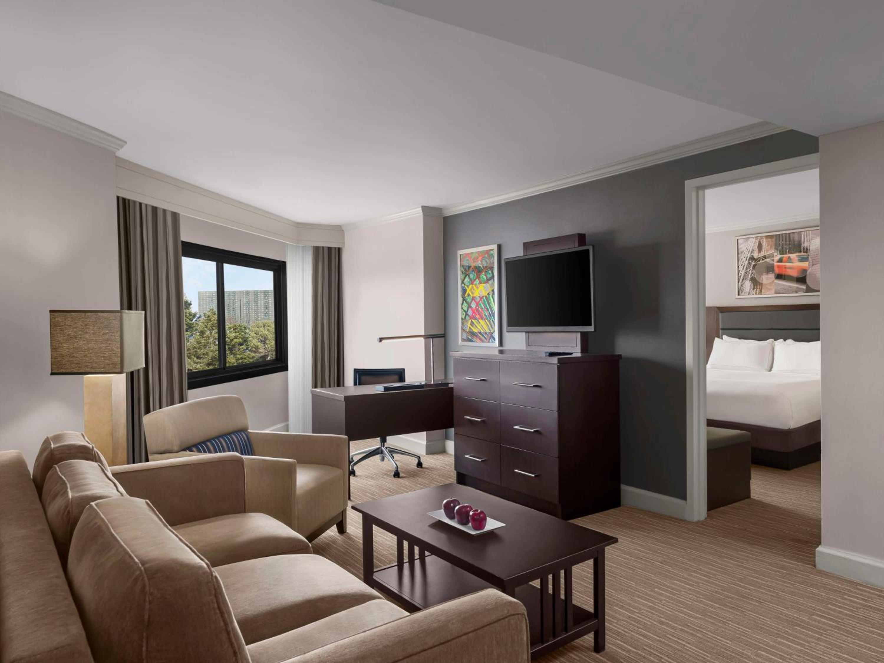 Foto de DoubleTree by Hilton Fort Lee/George Washington Bridge