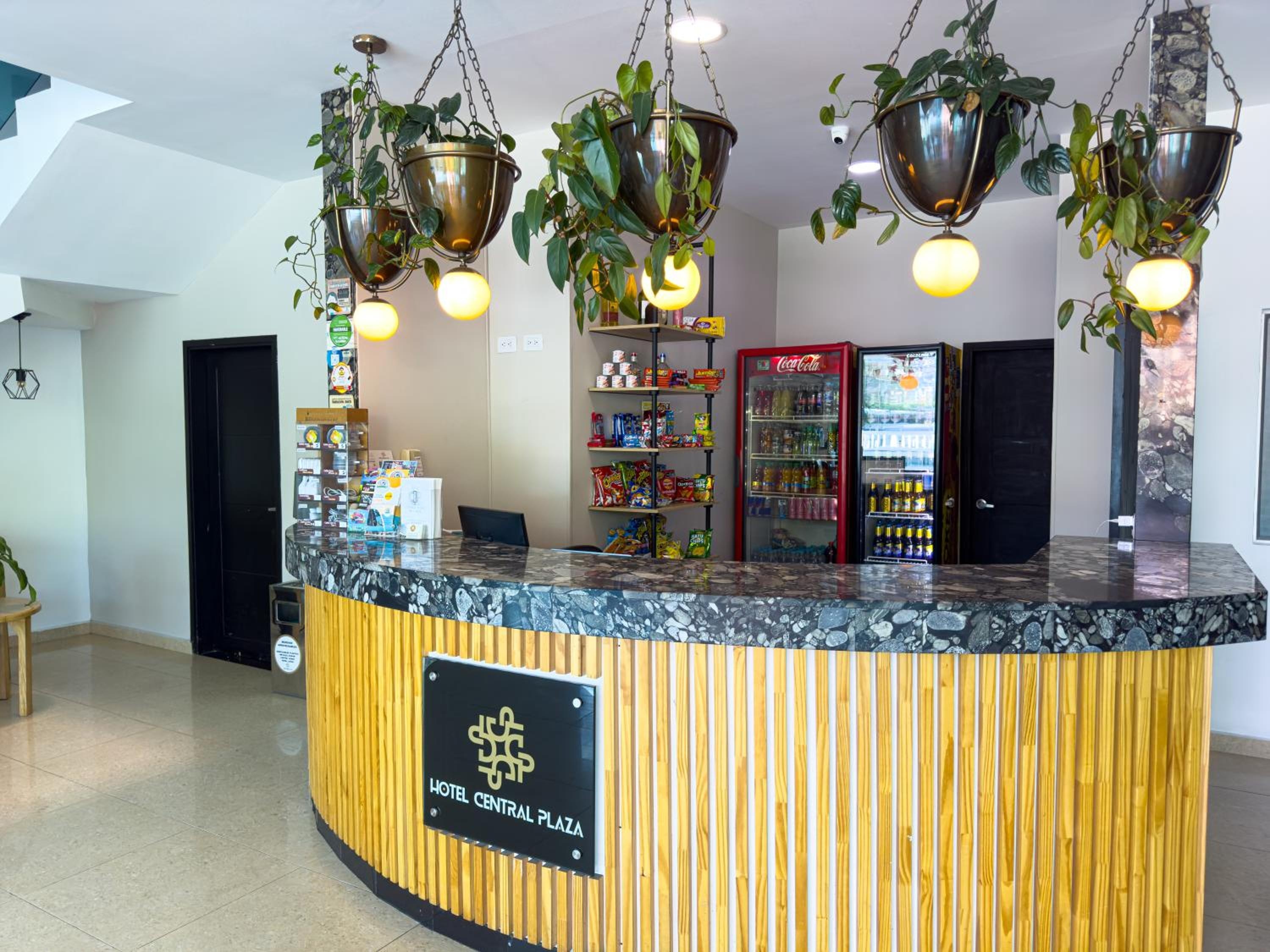 Hotel Central Plaza Medellin, Medellín