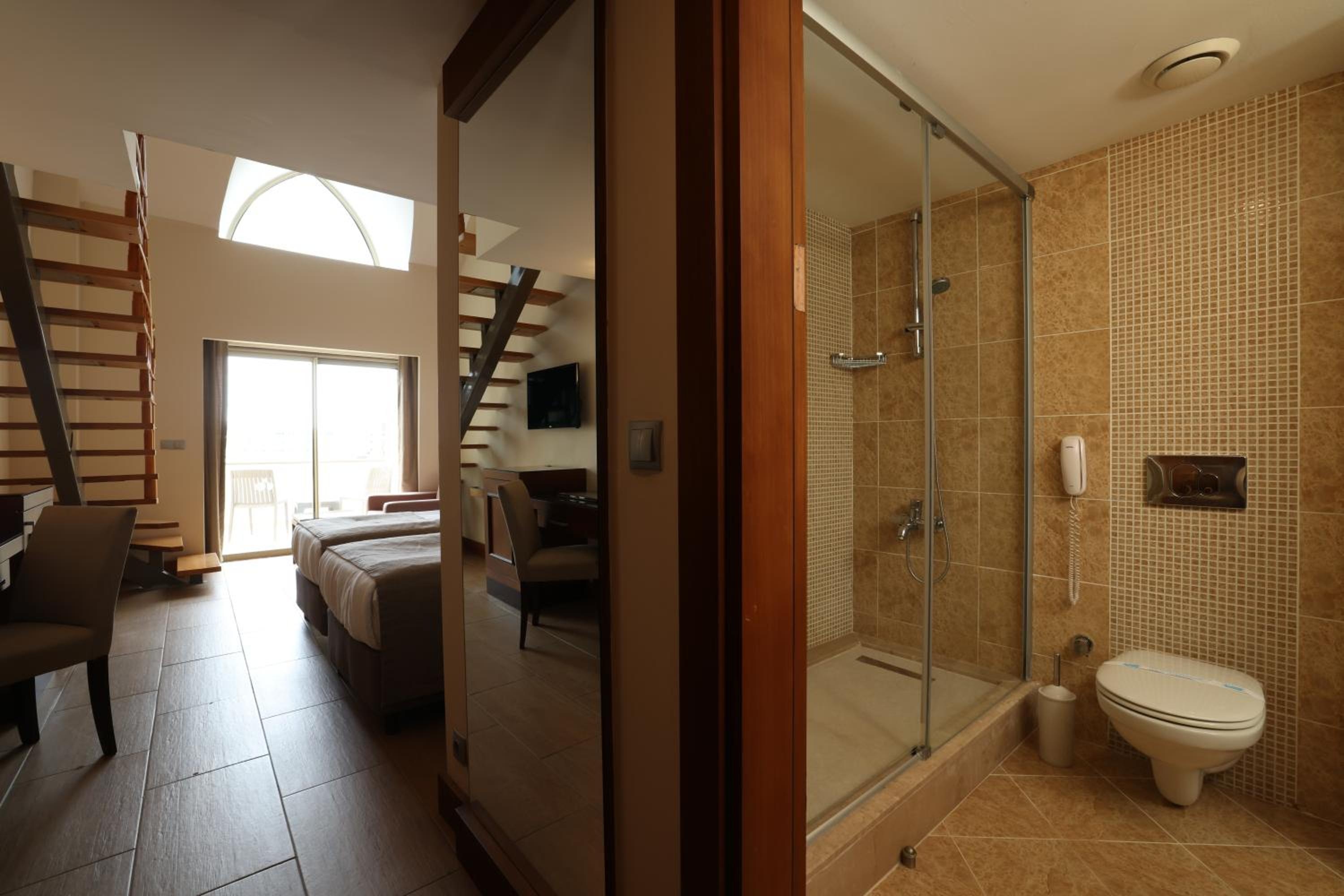 Foto de Crystal Prestige Pearl Collection