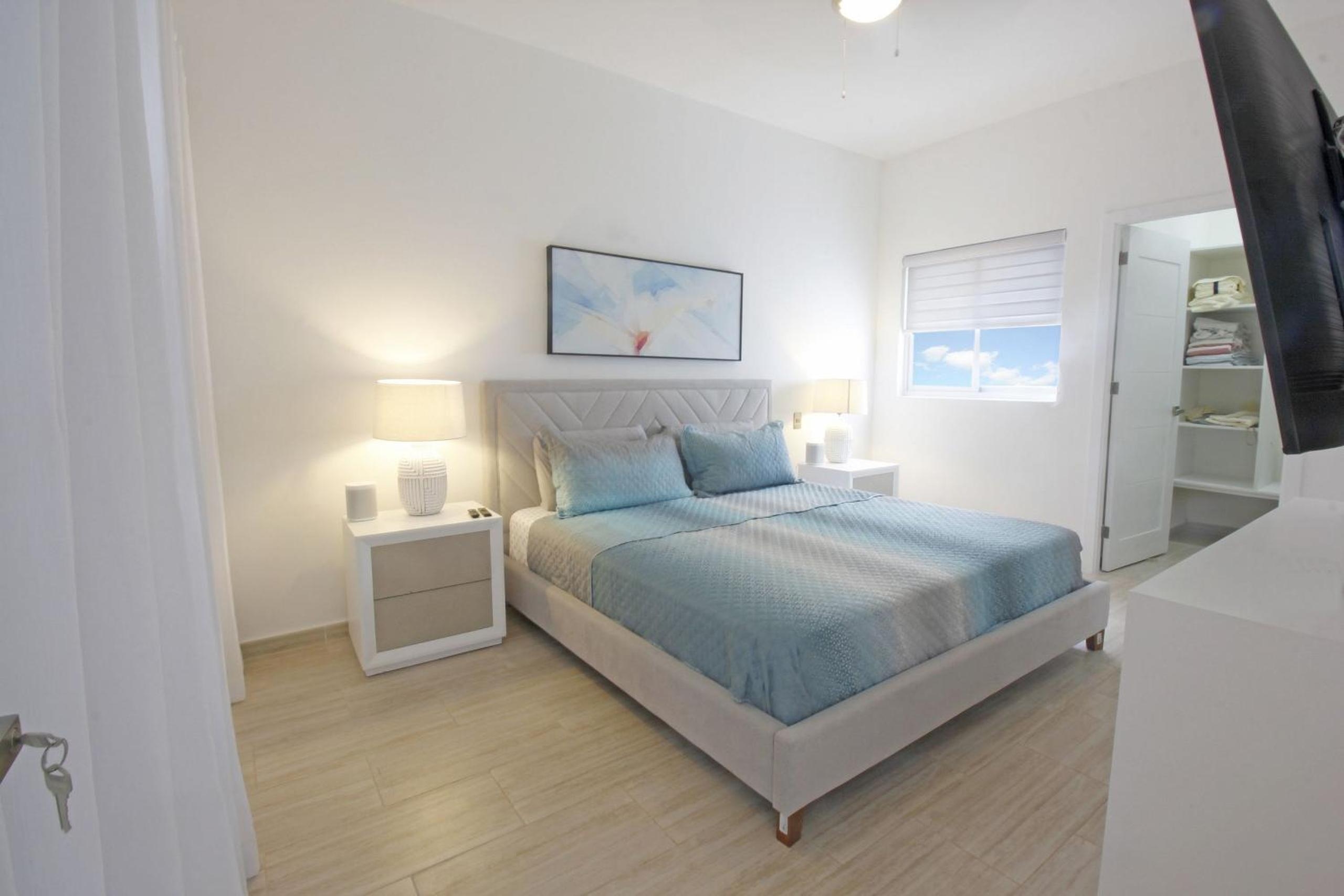 Foto de Spacious 3-bedroom PH for 9 people