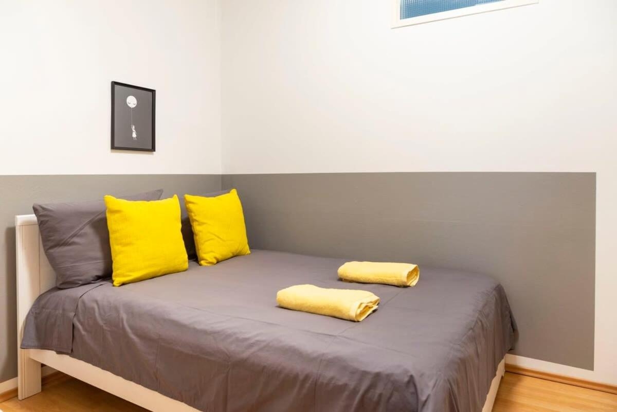 Foto de Cozy 2 room apartment next to Hermannstraße