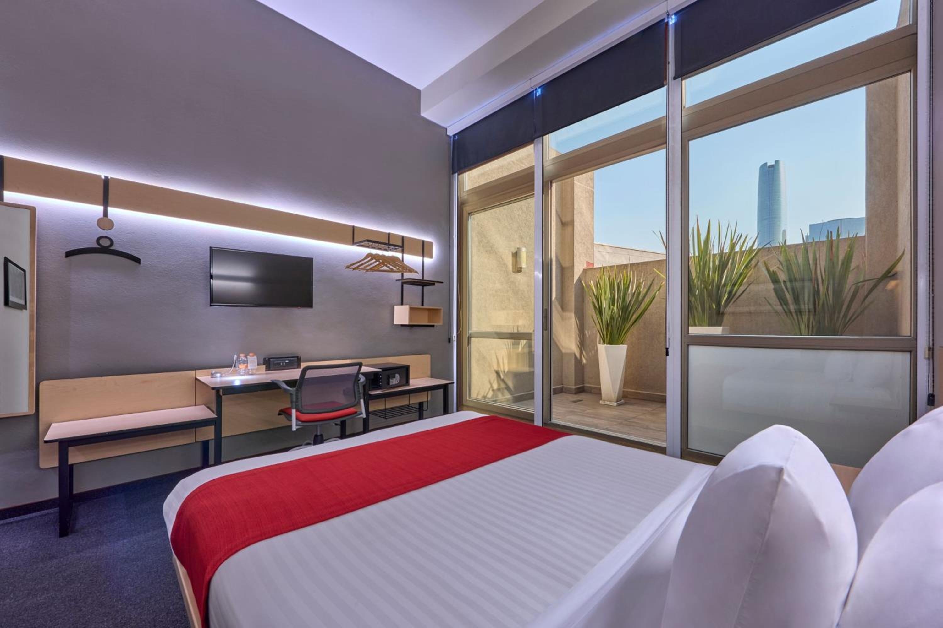 Foto de City Express Plus by Marriott Ciudad de México Patio Universidad