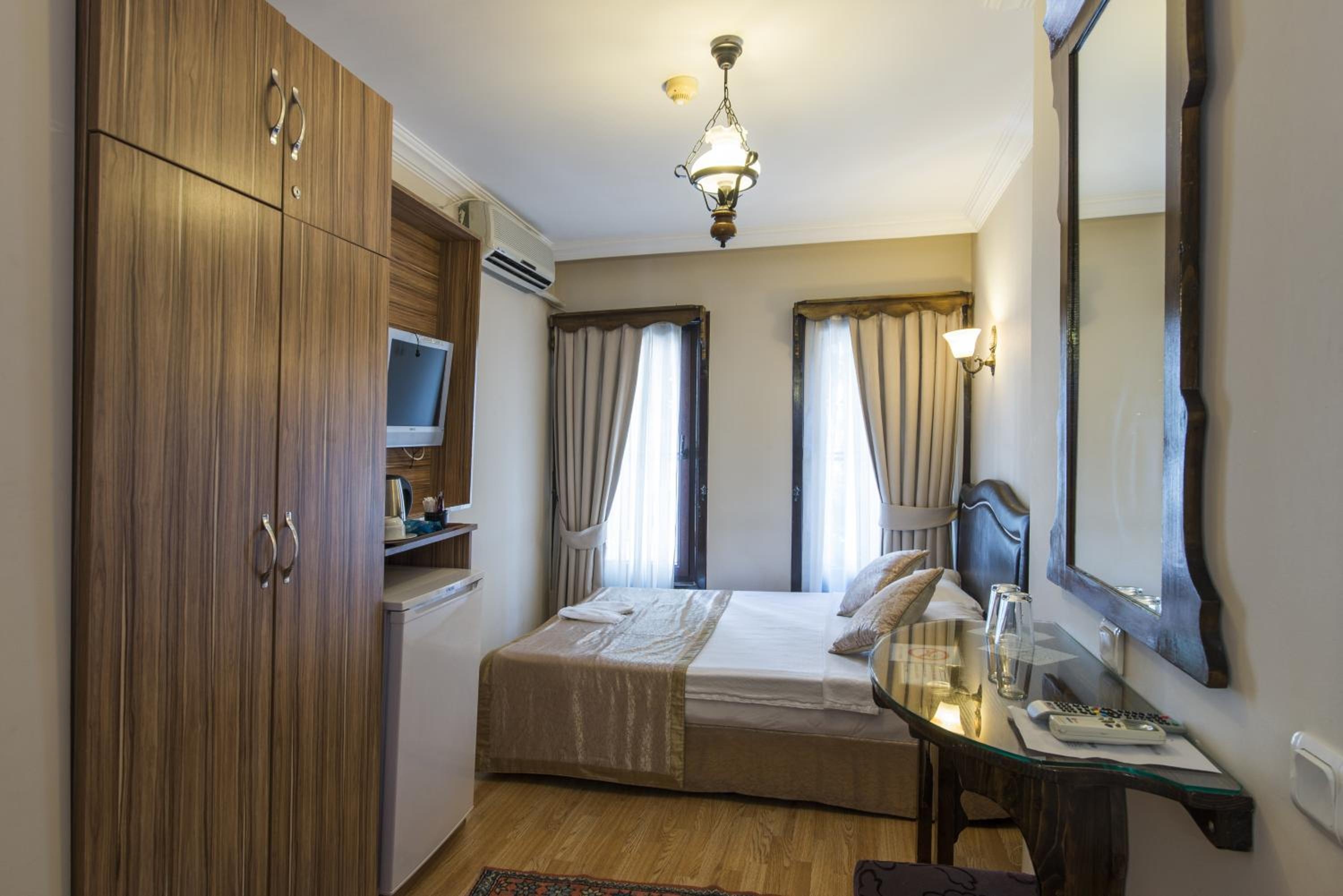 Foto de Naz Wooden House Inn