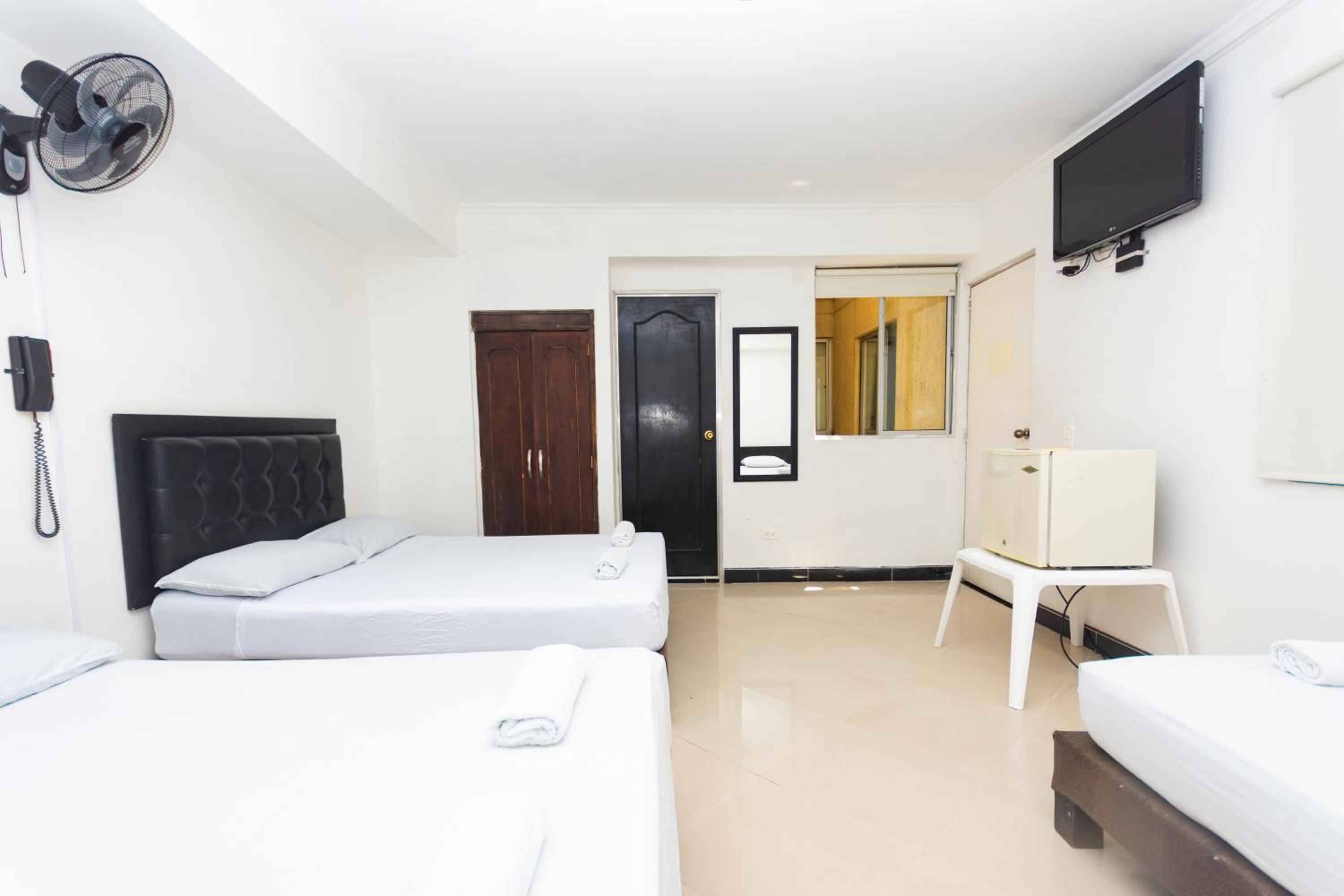Hotel Villa Real, Laureles