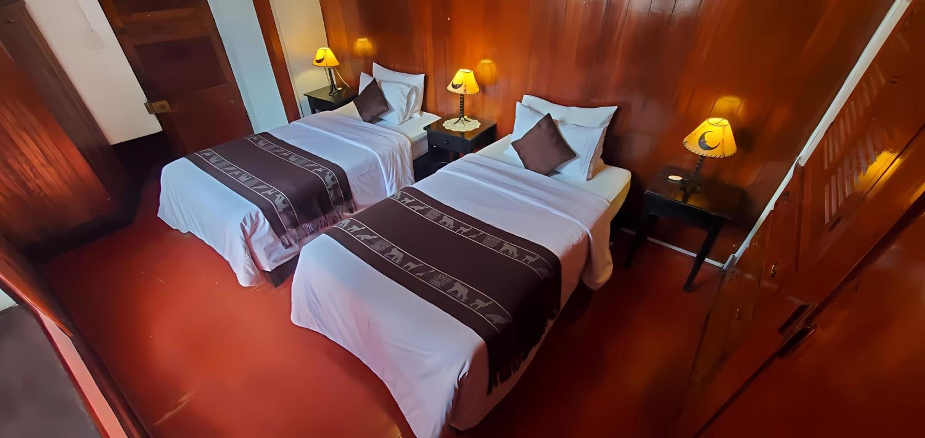 Hotel Campanario