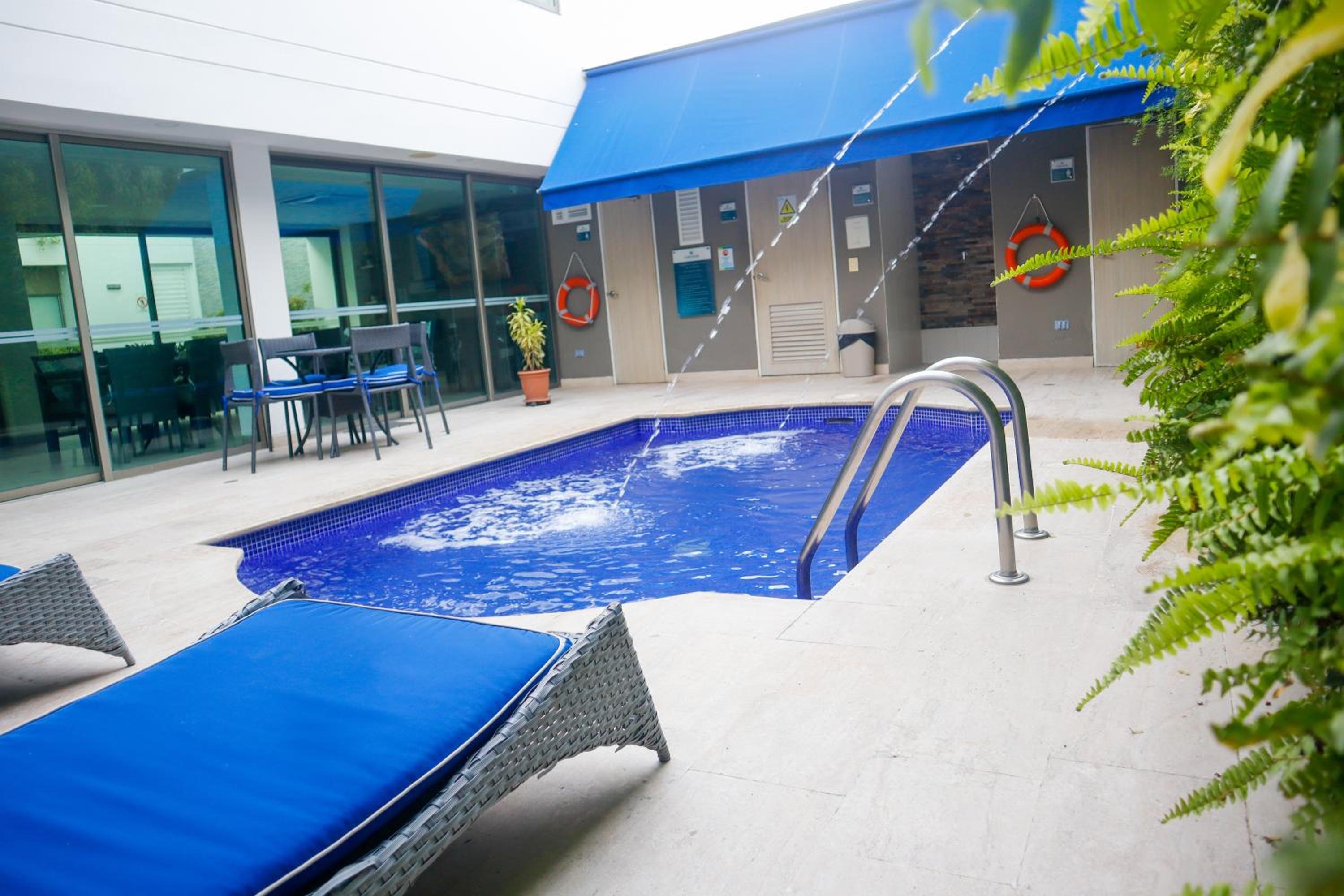 Varanasi Hotel Boutique Aeropuerto, Cartagena