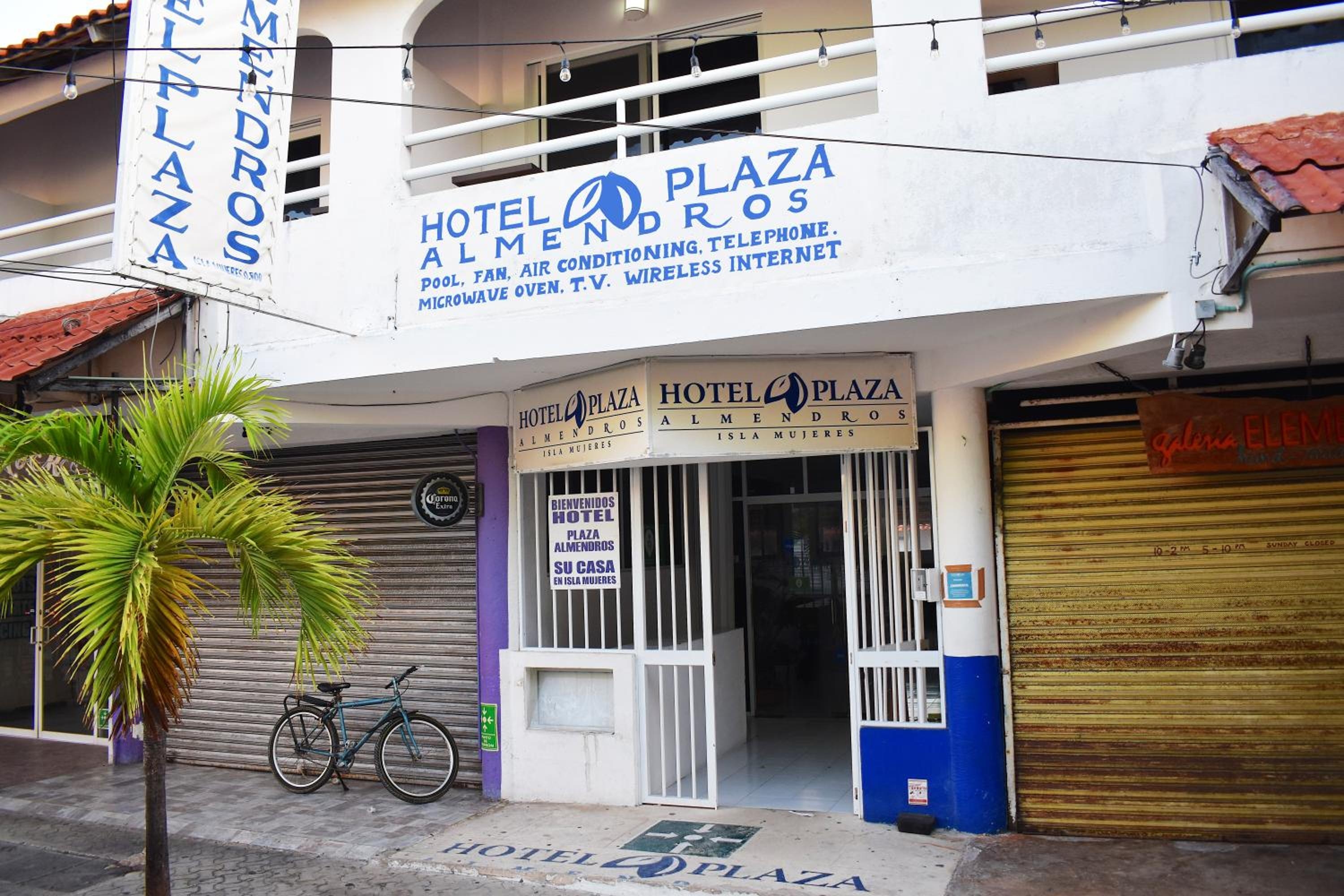 Plaza Almendros Hotel Isla Mujeres